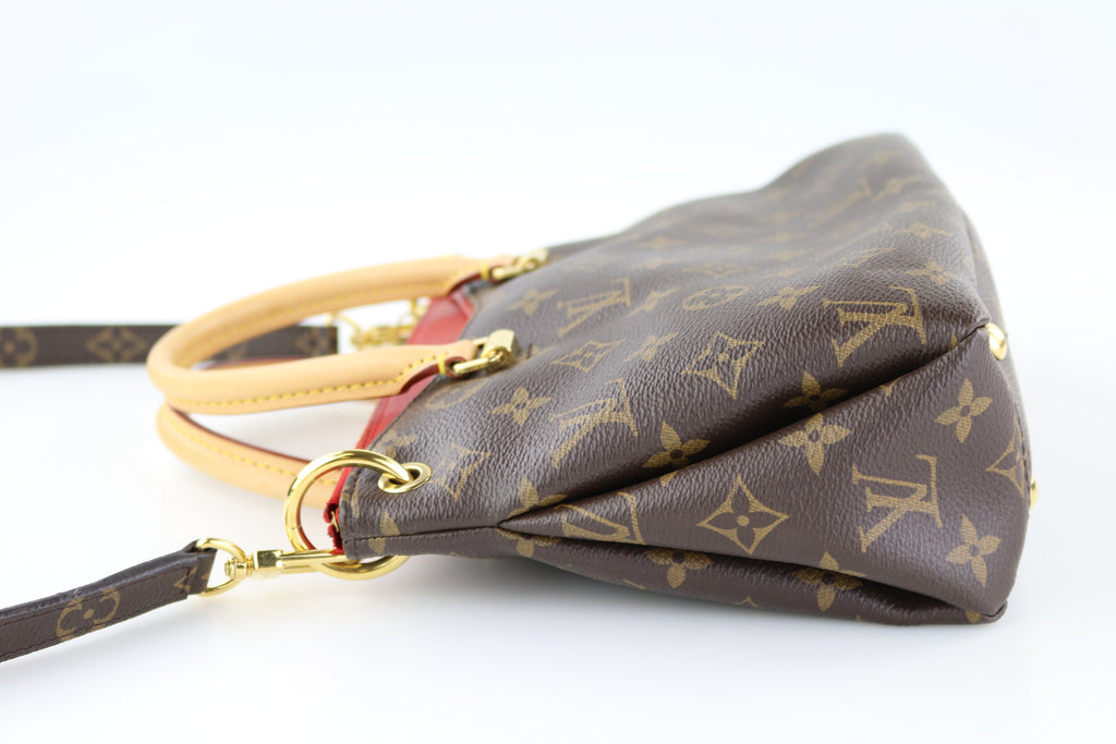 Monogram/Cerise Pallas BB