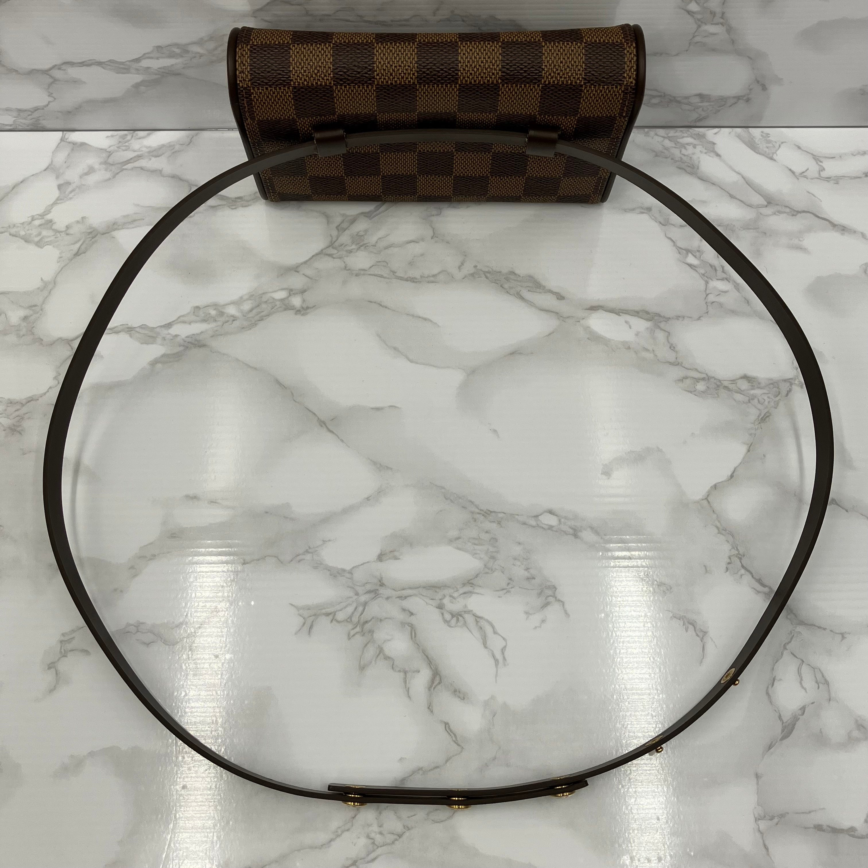LOUIS VUITTON Damier Florentine body bag