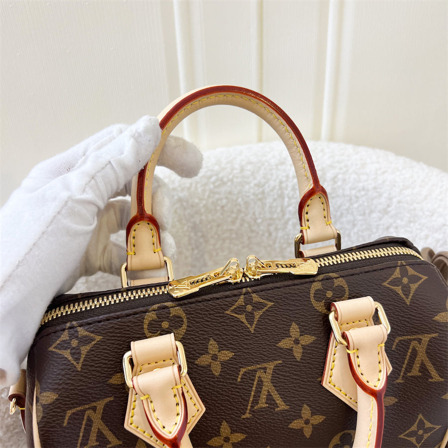 LV Speedy Bandouliere 20 in Monogram Canvas and Beige Patterned Strap