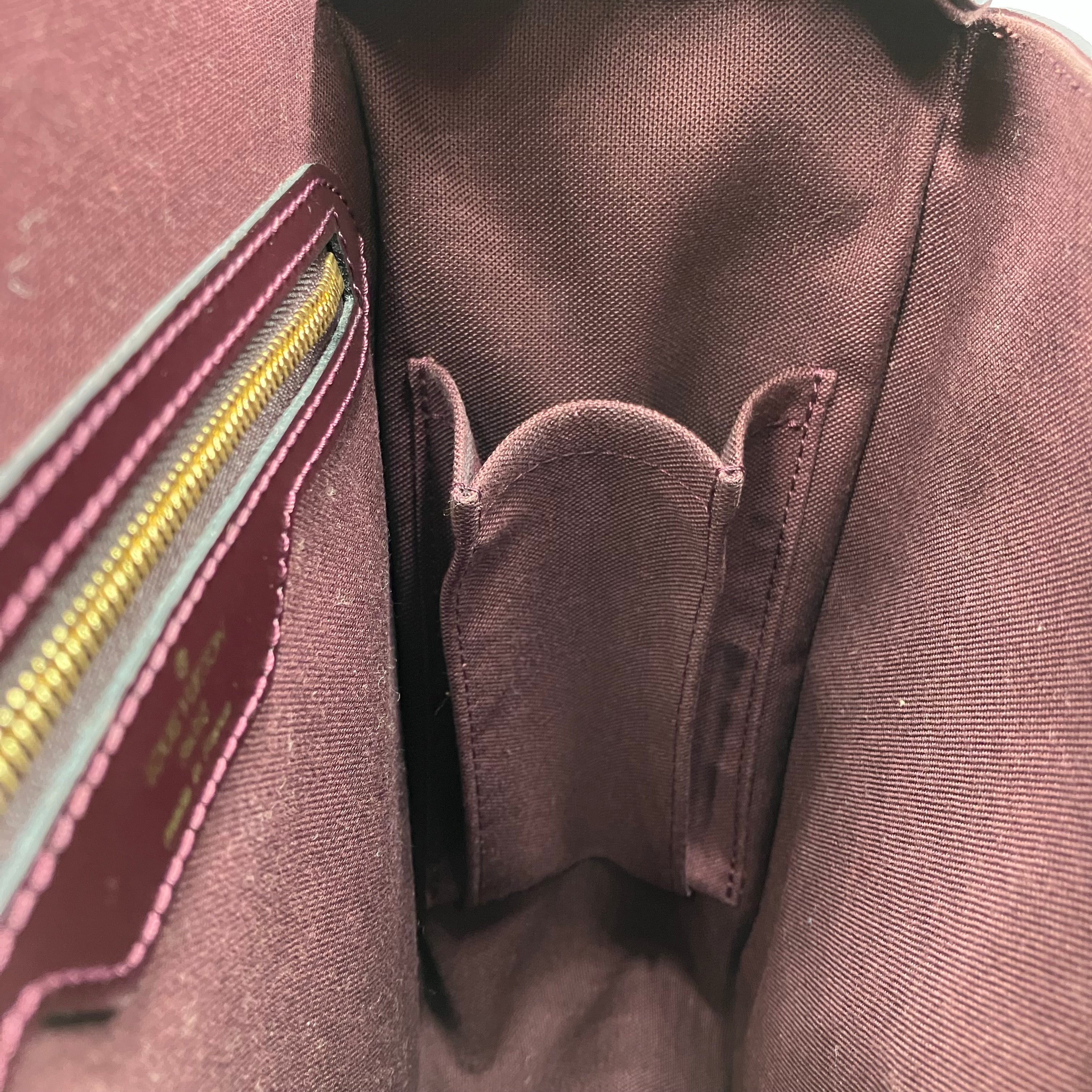 Louis Vuitton Taiga Yalanga Shoulder Bag