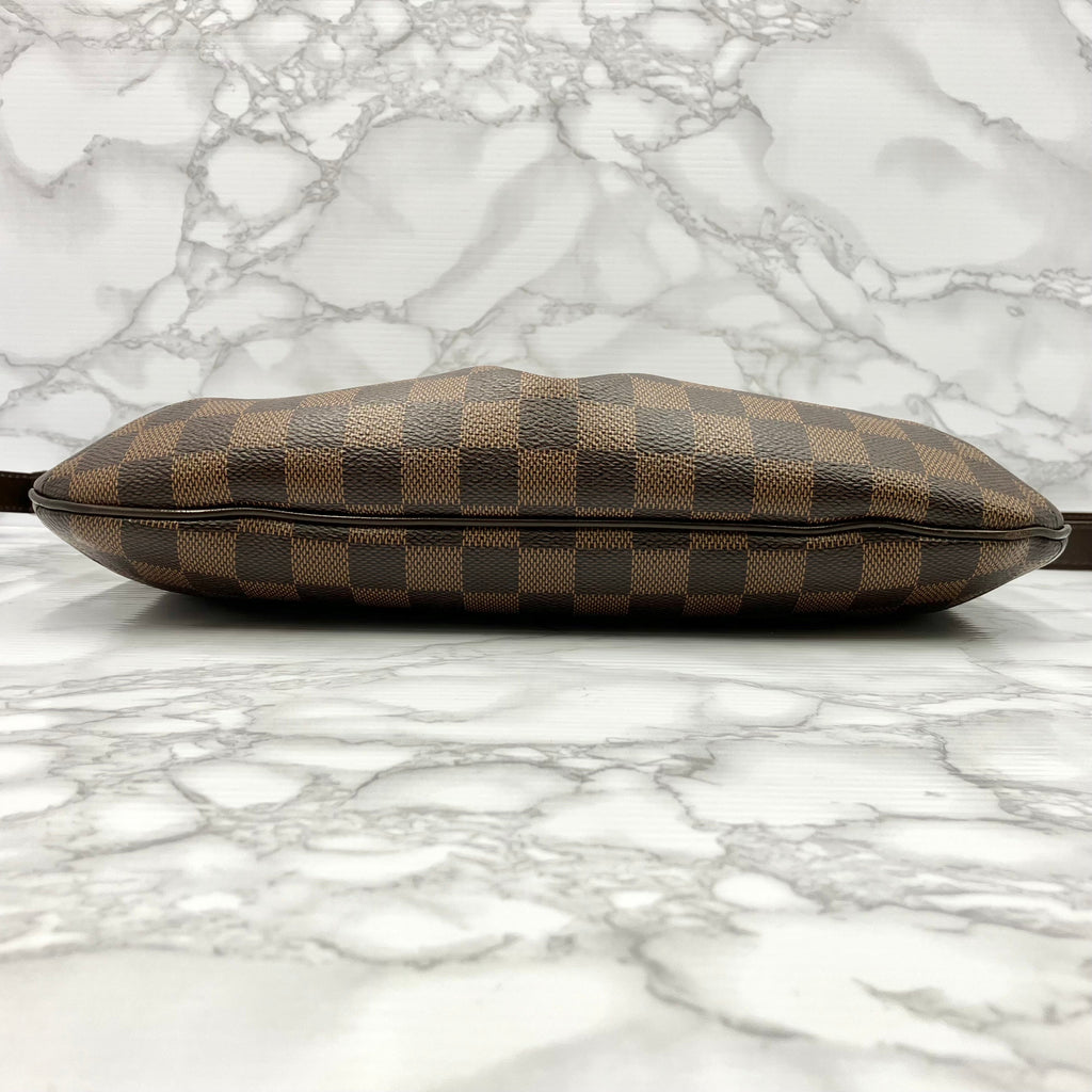 LOUIS VUITTON Damier Bloomsbury
