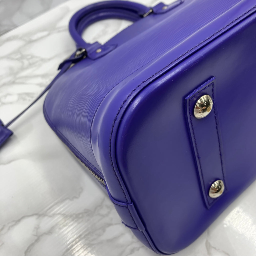Louis Vuitton Epi Alma PM
