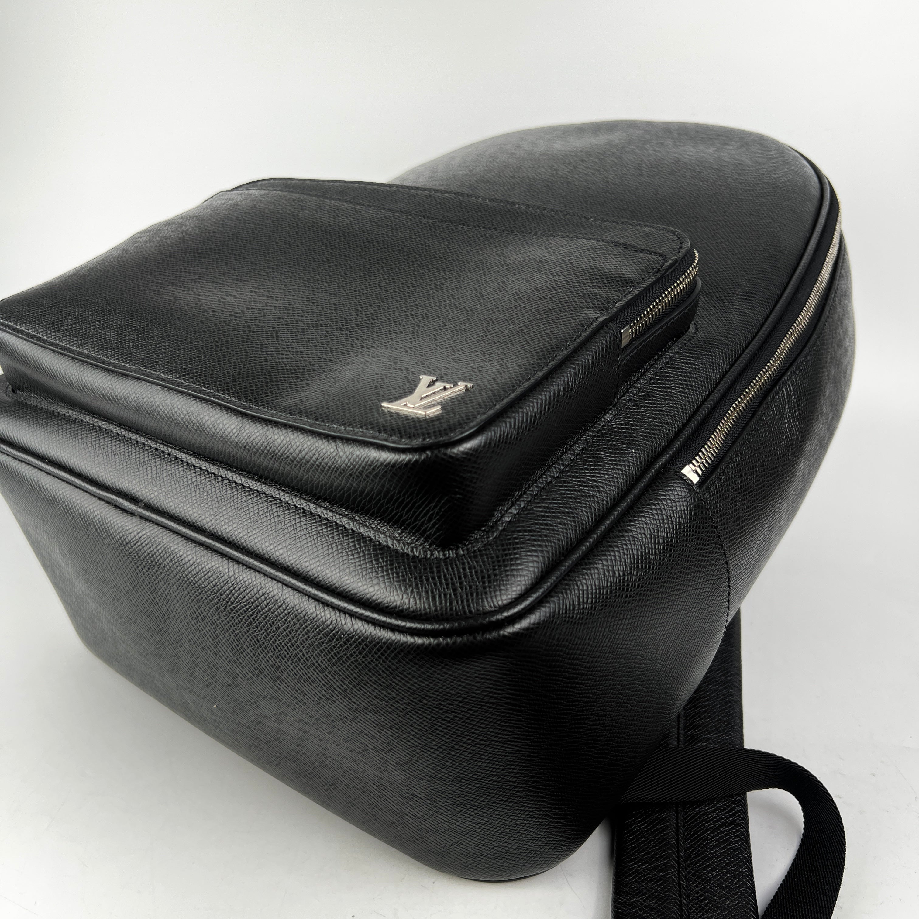 Louis Vuitton Black Men's Backpack