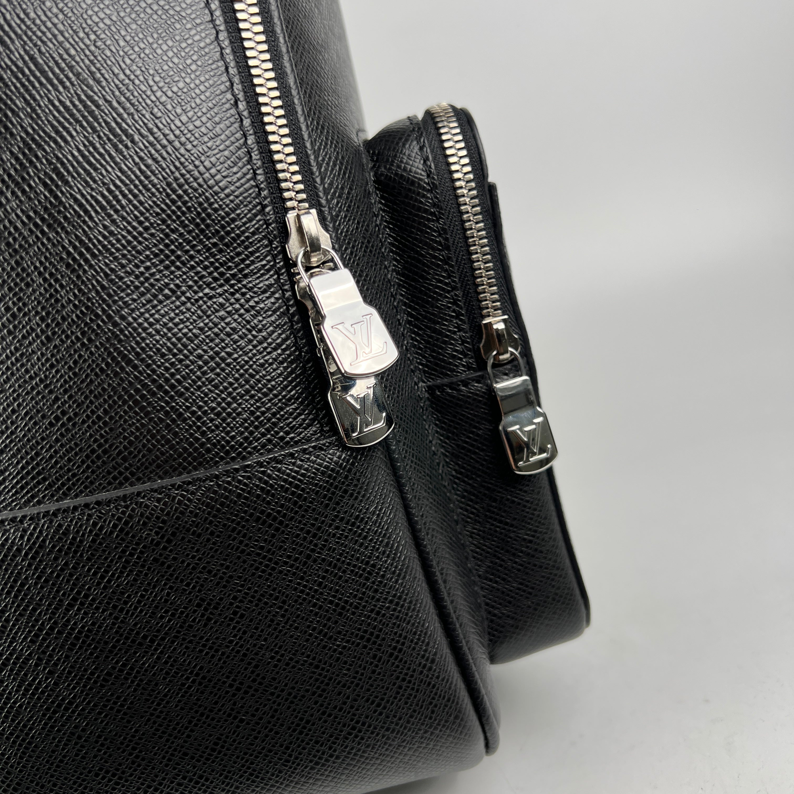 Louis Vuitton Black Men's Backpack