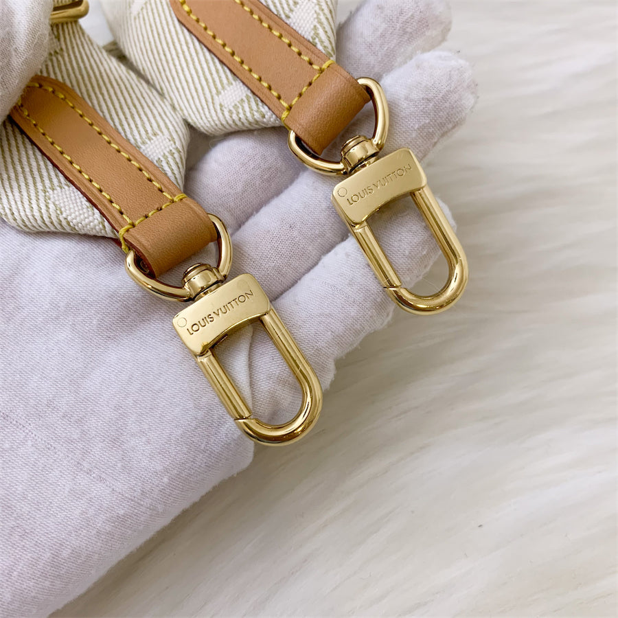 LV Coussin MM in Taupe Monogram-Embossed Puffy Lambskin GHW