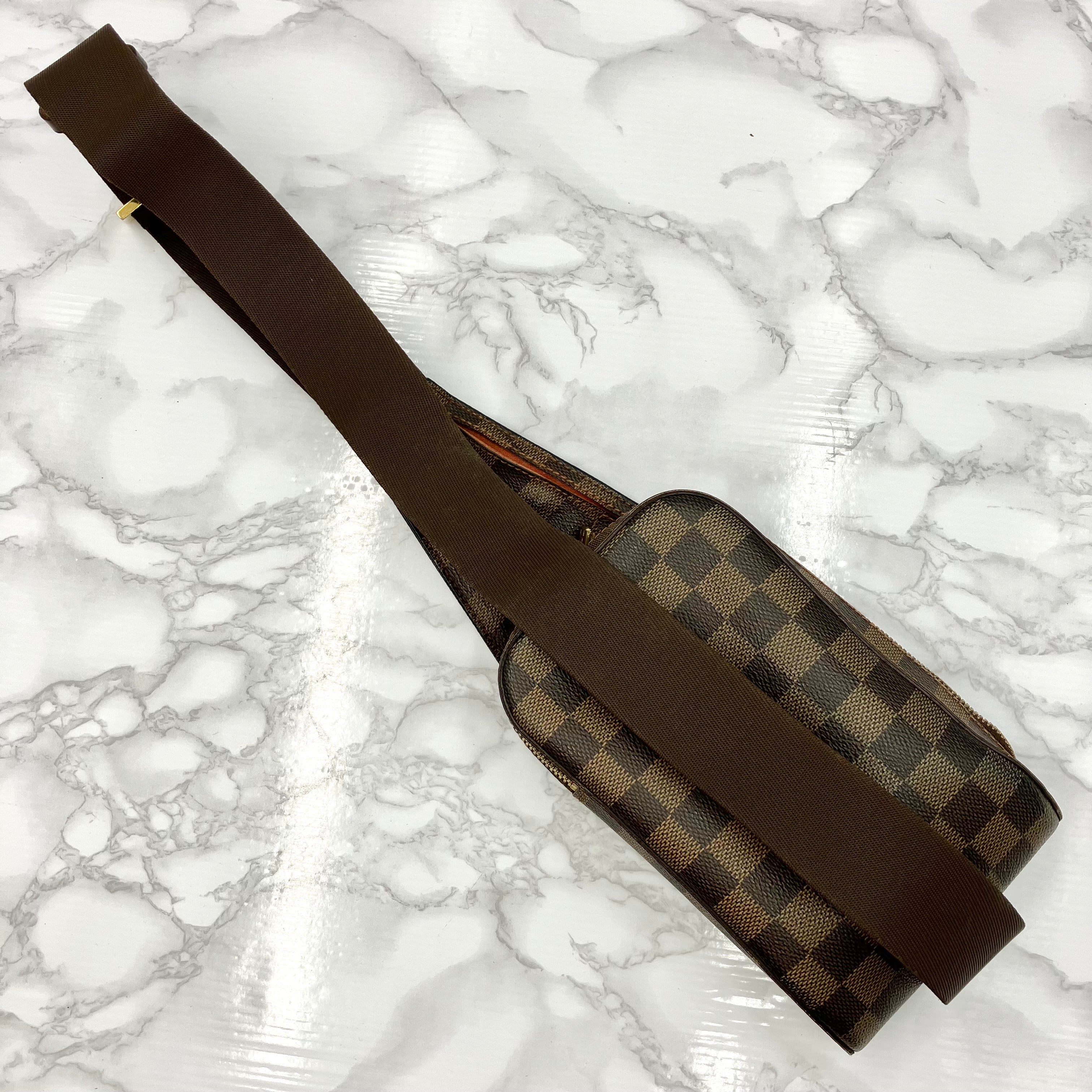 LOUIS VUITTON Damier Geronimos