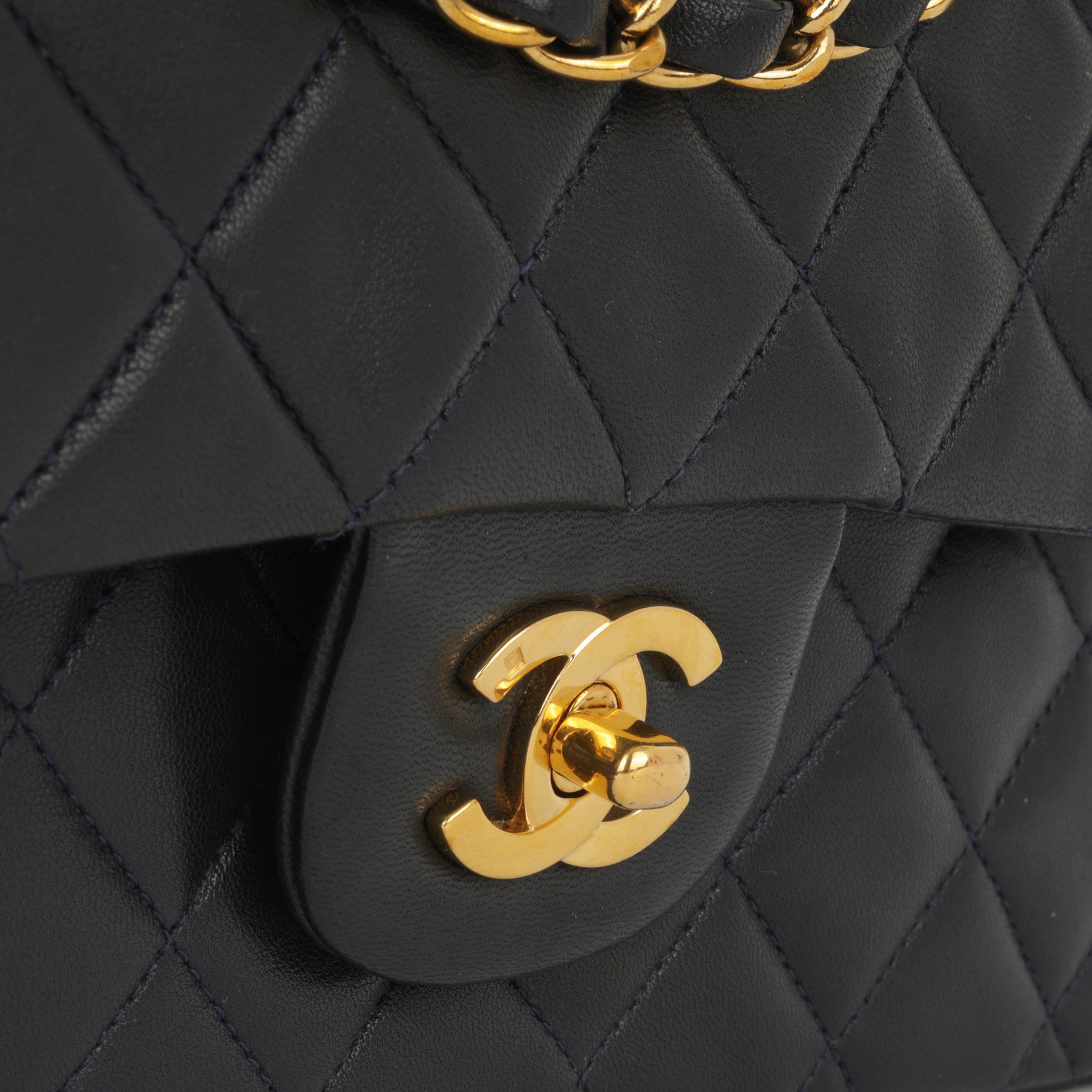 Chanel Vintage Classic Flap - Medium