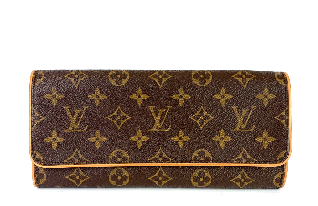 Louis Vuitto Pochette Twin GM Monogram Canvas Bag