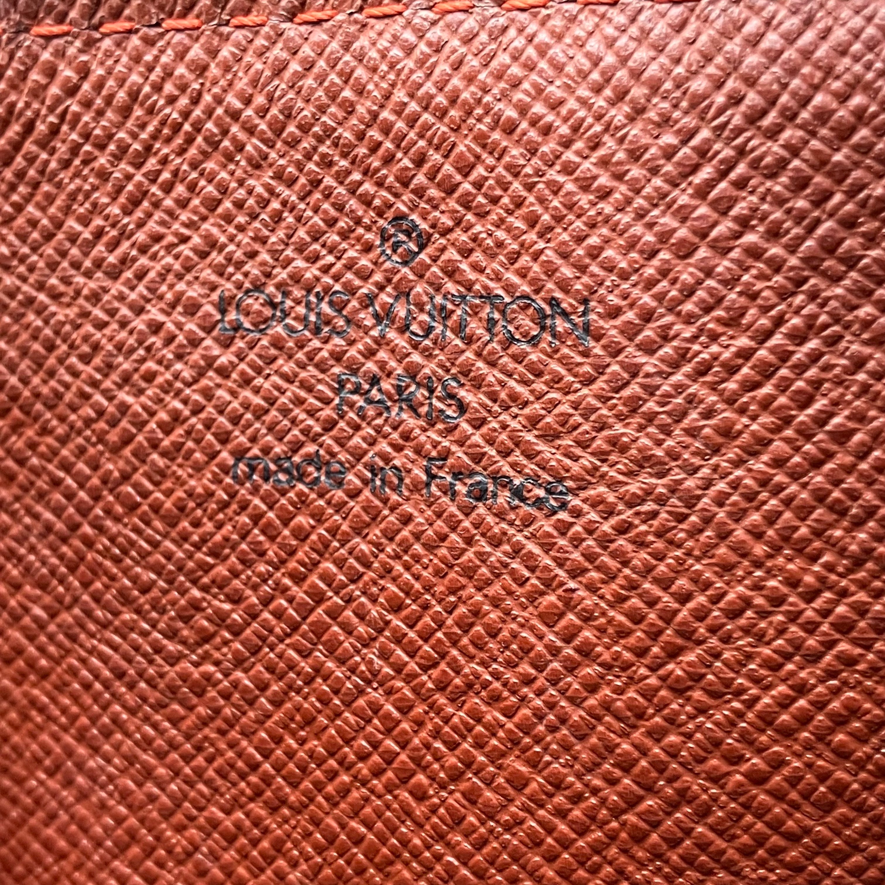 LOUIS VUITTON Damier Papillon 30
