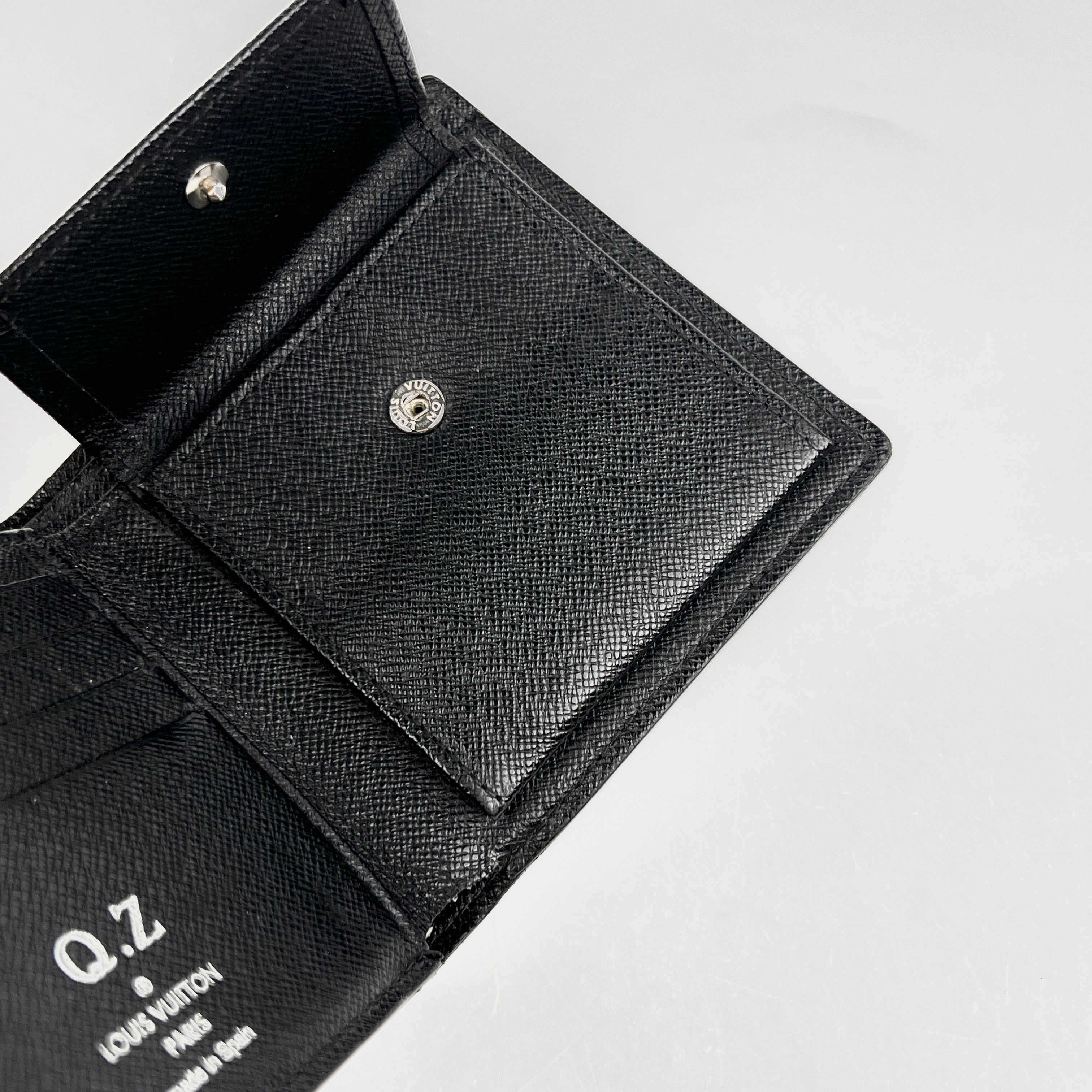 Louis Vuitton Men Damier Eclipse Fold Wallet