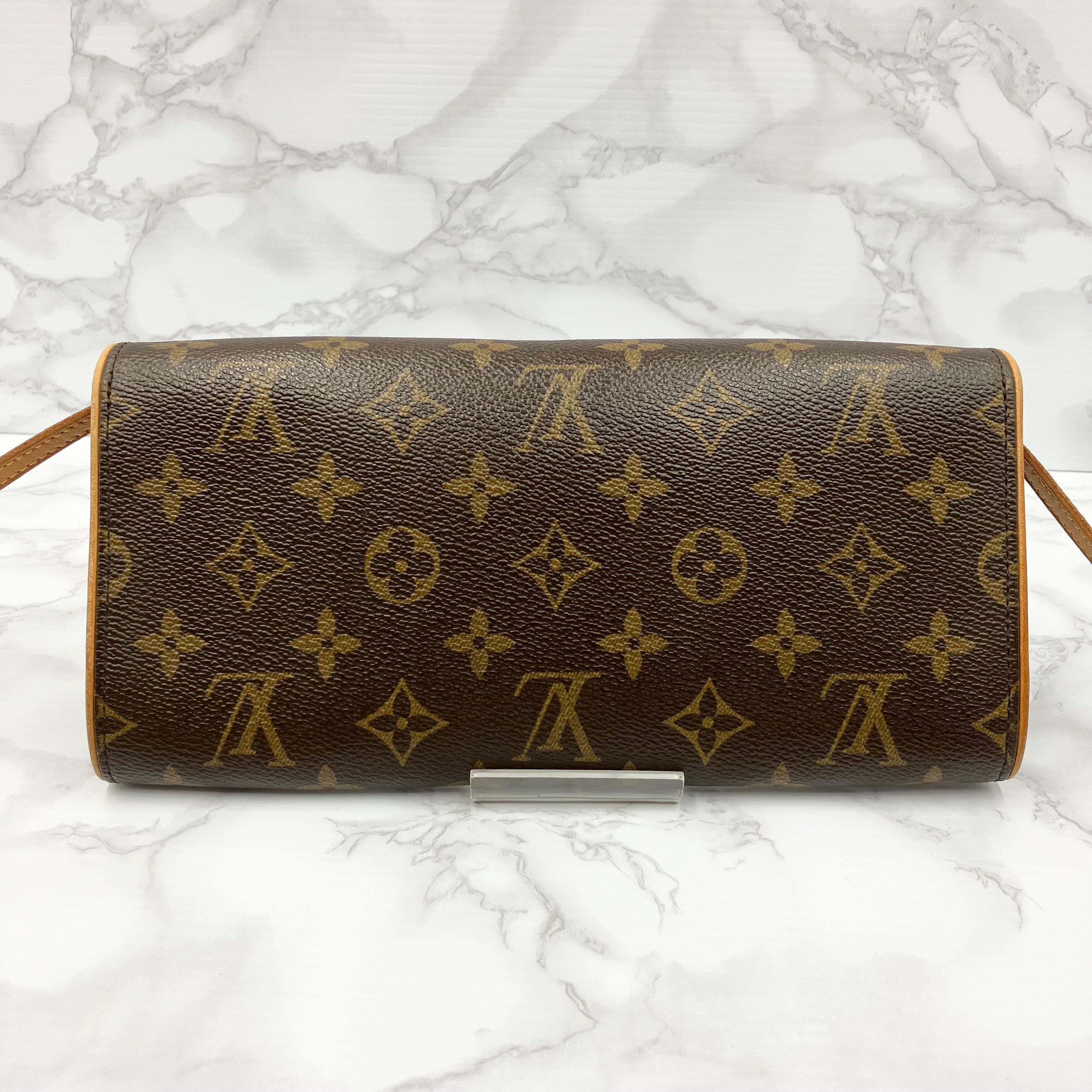 LOUIS VUITTON Monogram Pochette Twin GM