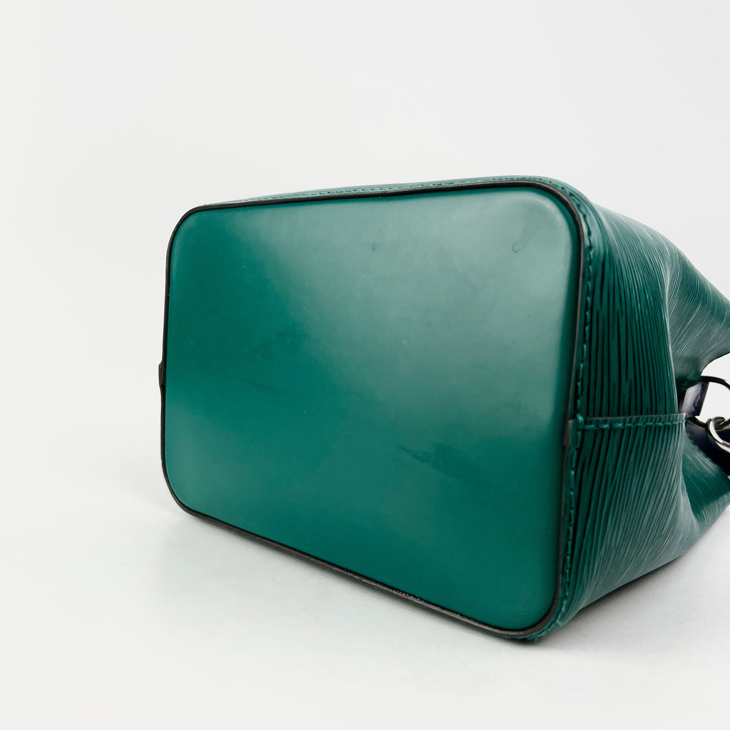 Louis Vuitton Neo Noe BB Epi Green/Blue