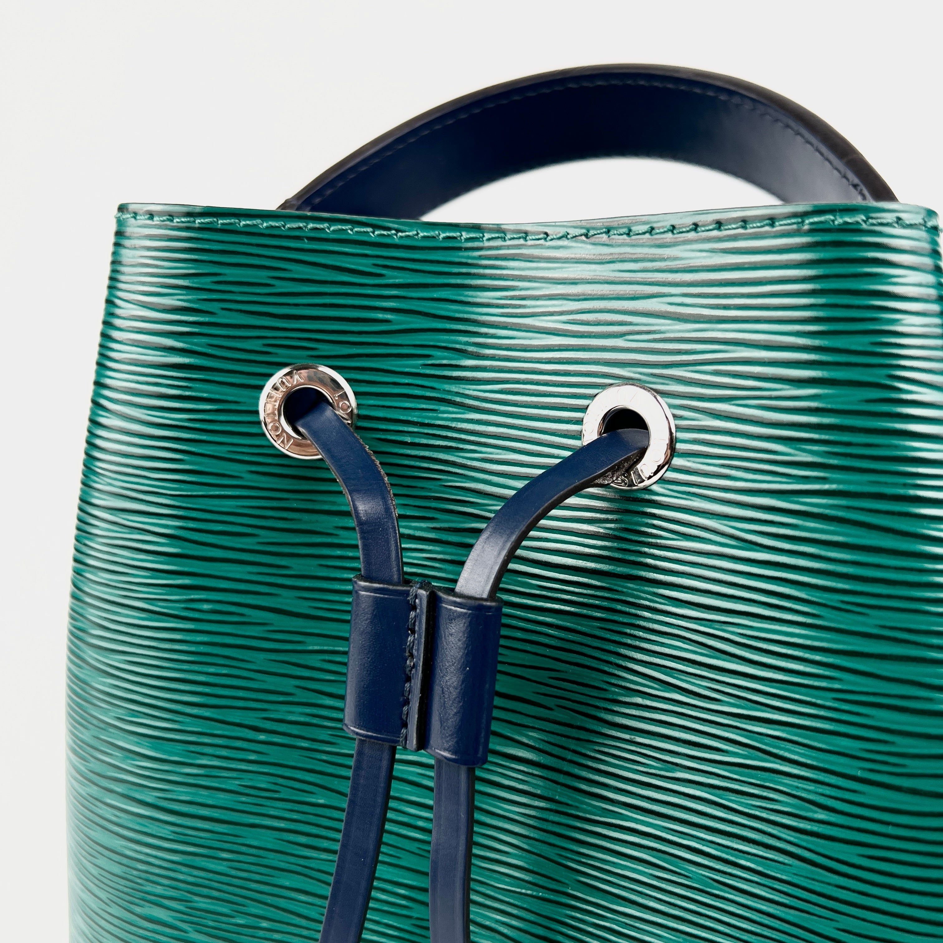 Louis Vuitton Neo Noe BB Epi Green/Blue