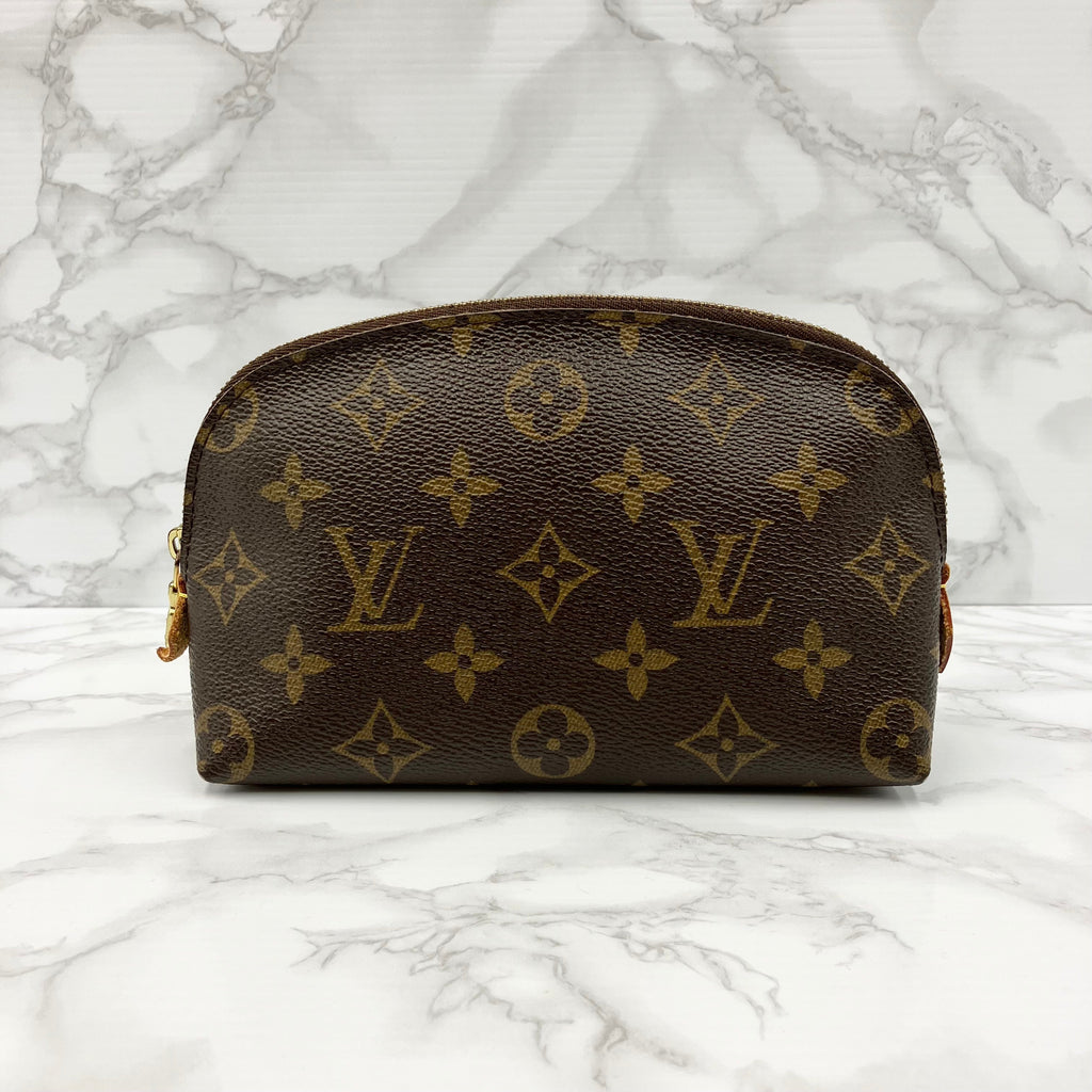 LOUIS VUITTON Monogram Cosmetic Pouch