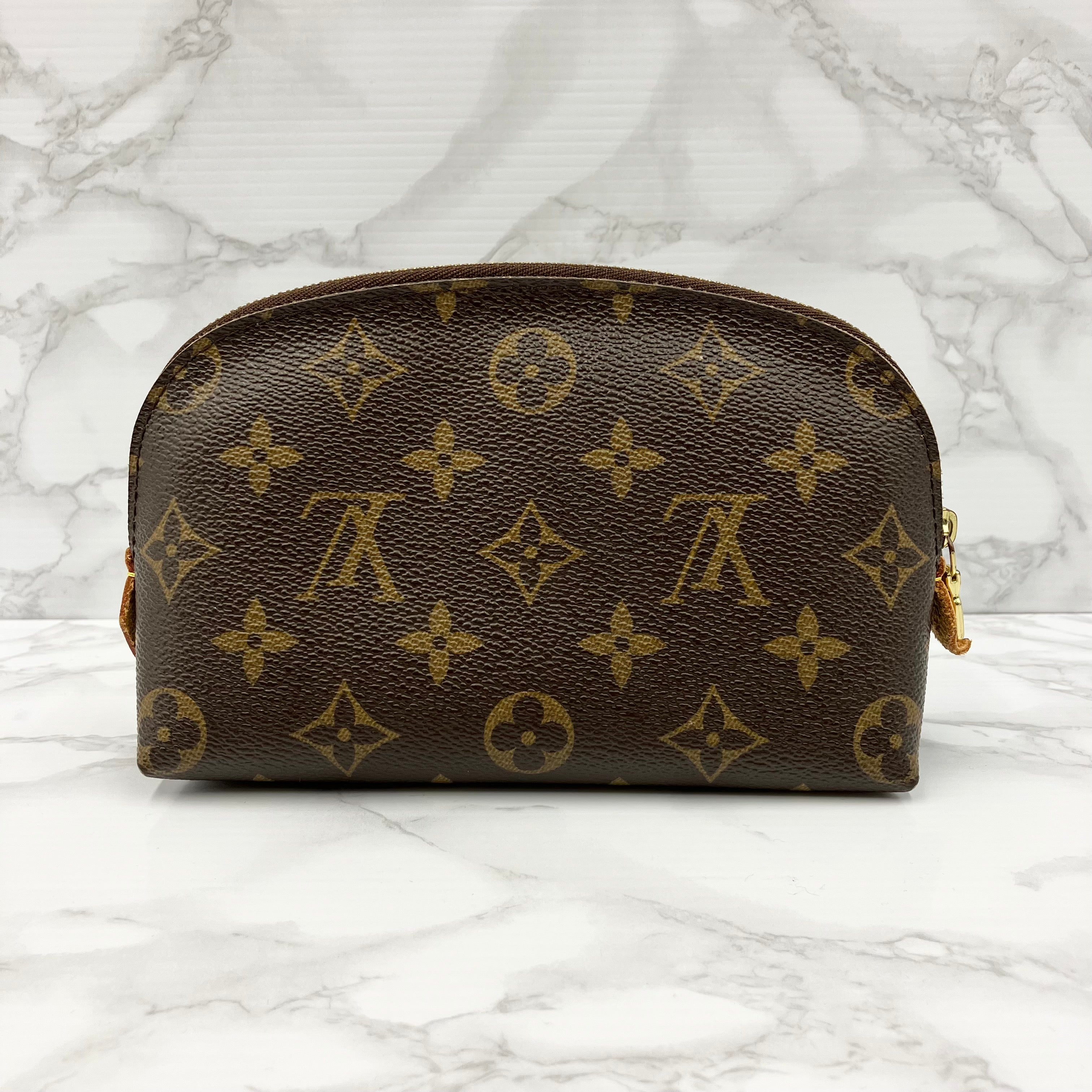 LOUIS VUITTON Monogram Cosmetic Pouch