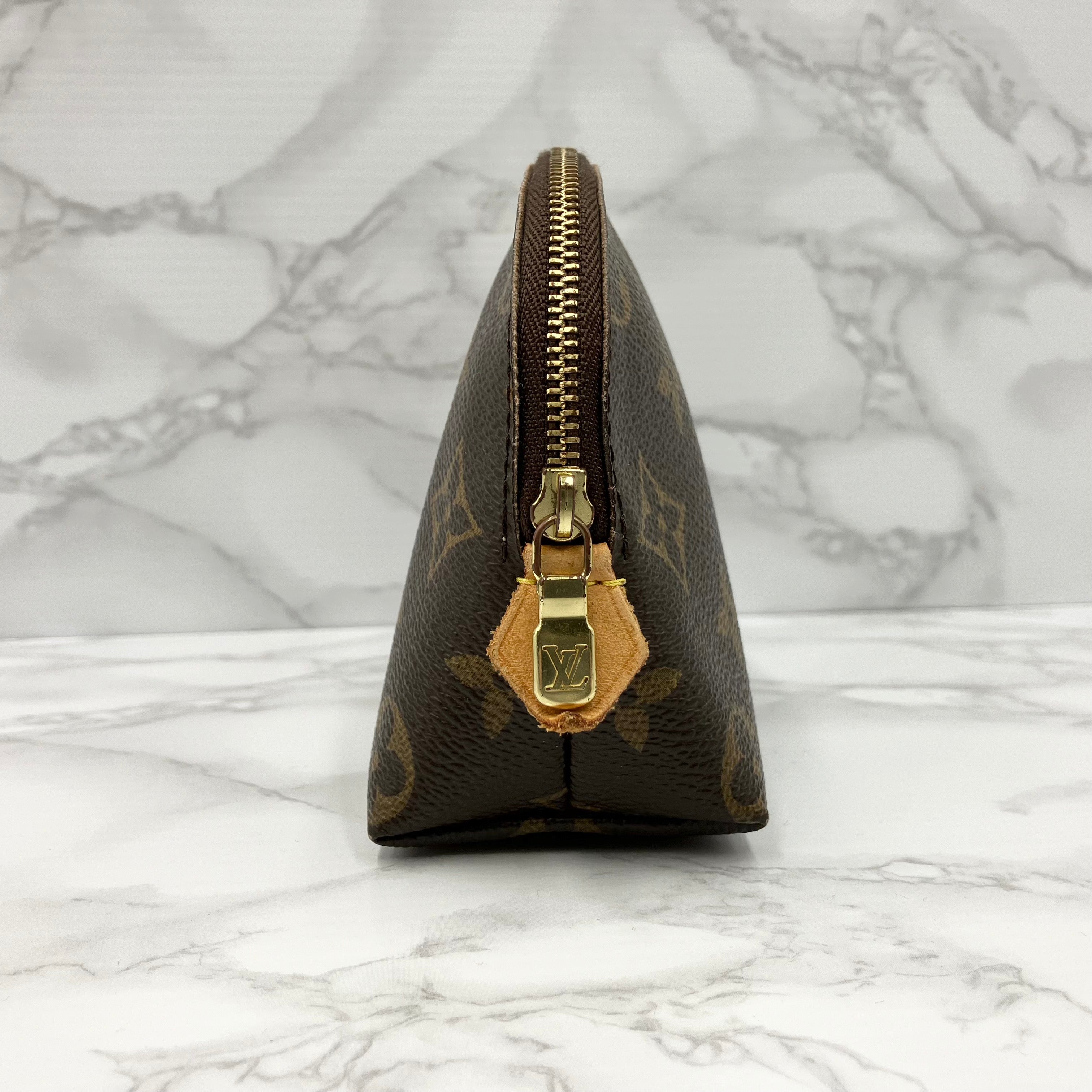 LOUIS VUITTON Monogram Cosmetic Pouch