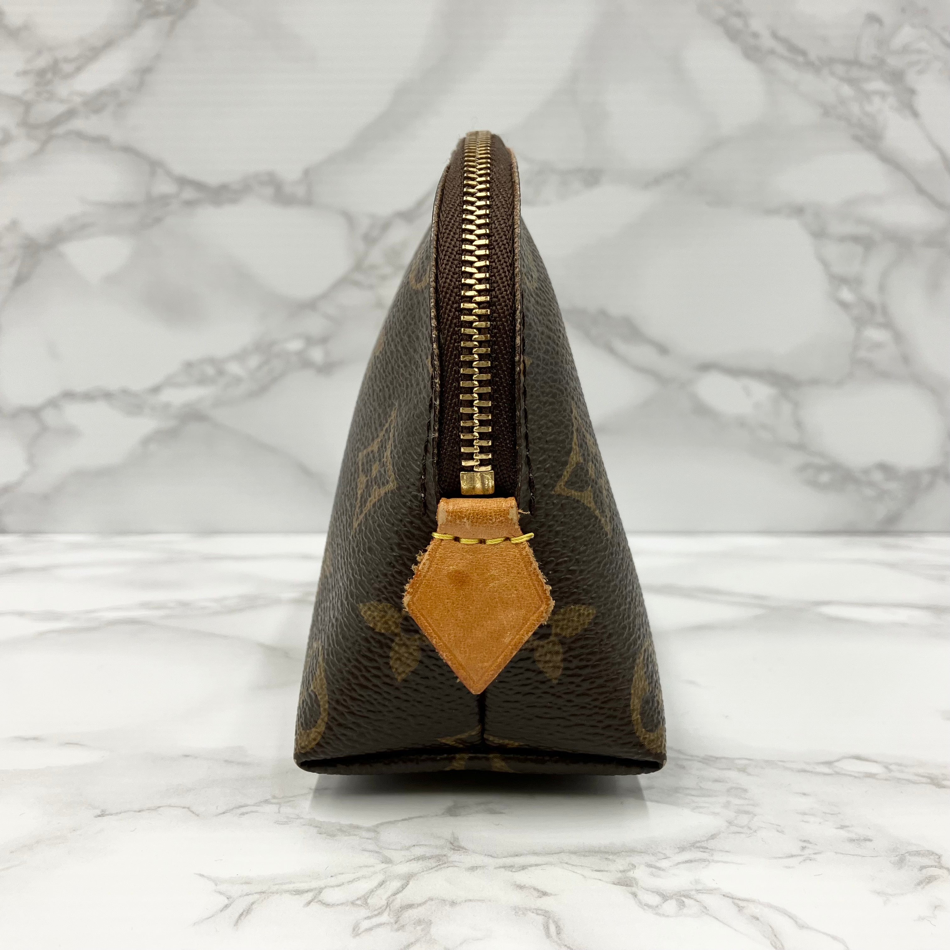 LOUIS VUITTON Monogram Cosmetic Pouch