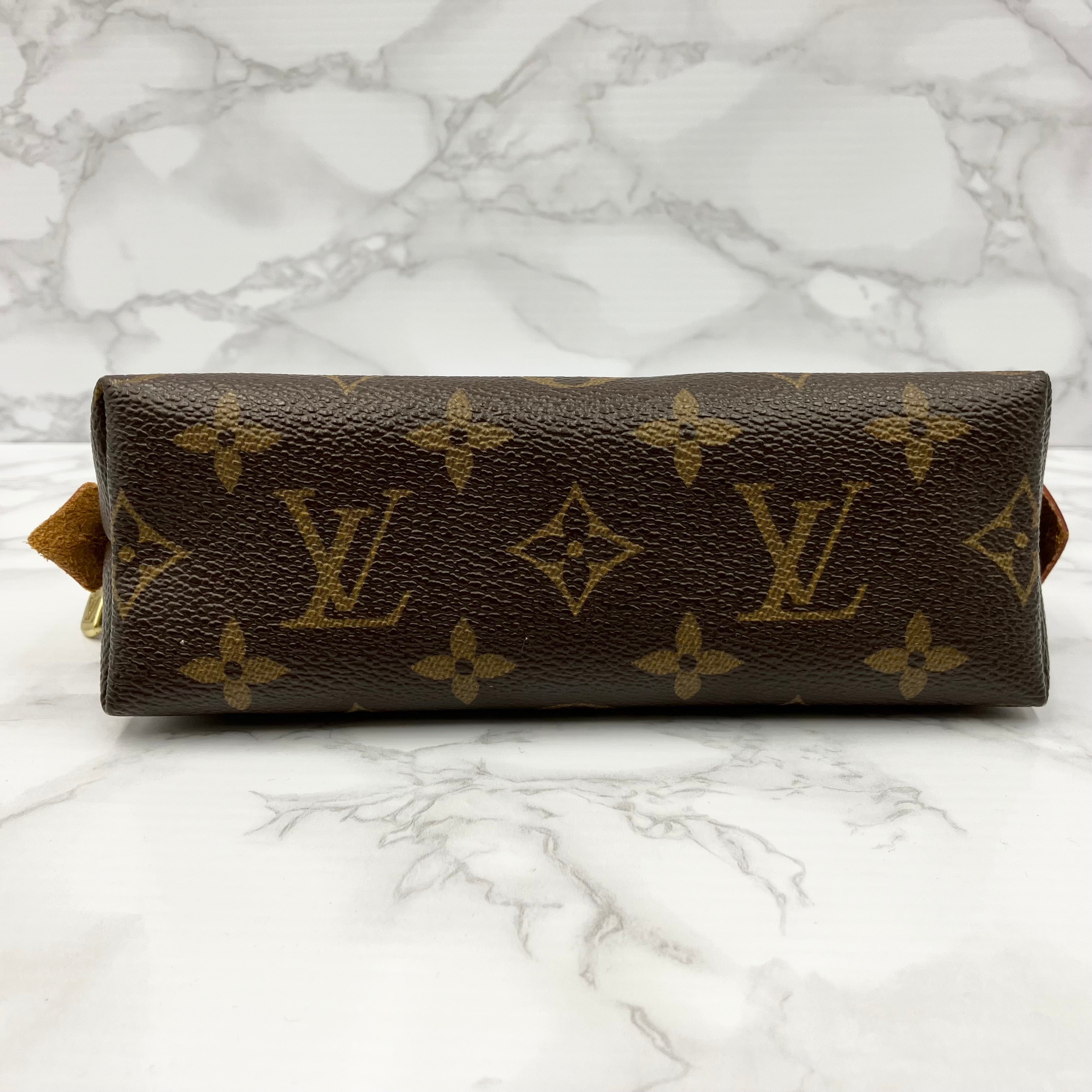 LOUIS VUITTON Monogram Cosmetic Pouch
