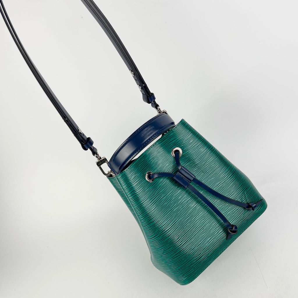 Louis Vuitton Neo Noe BB Epi Green/Blue