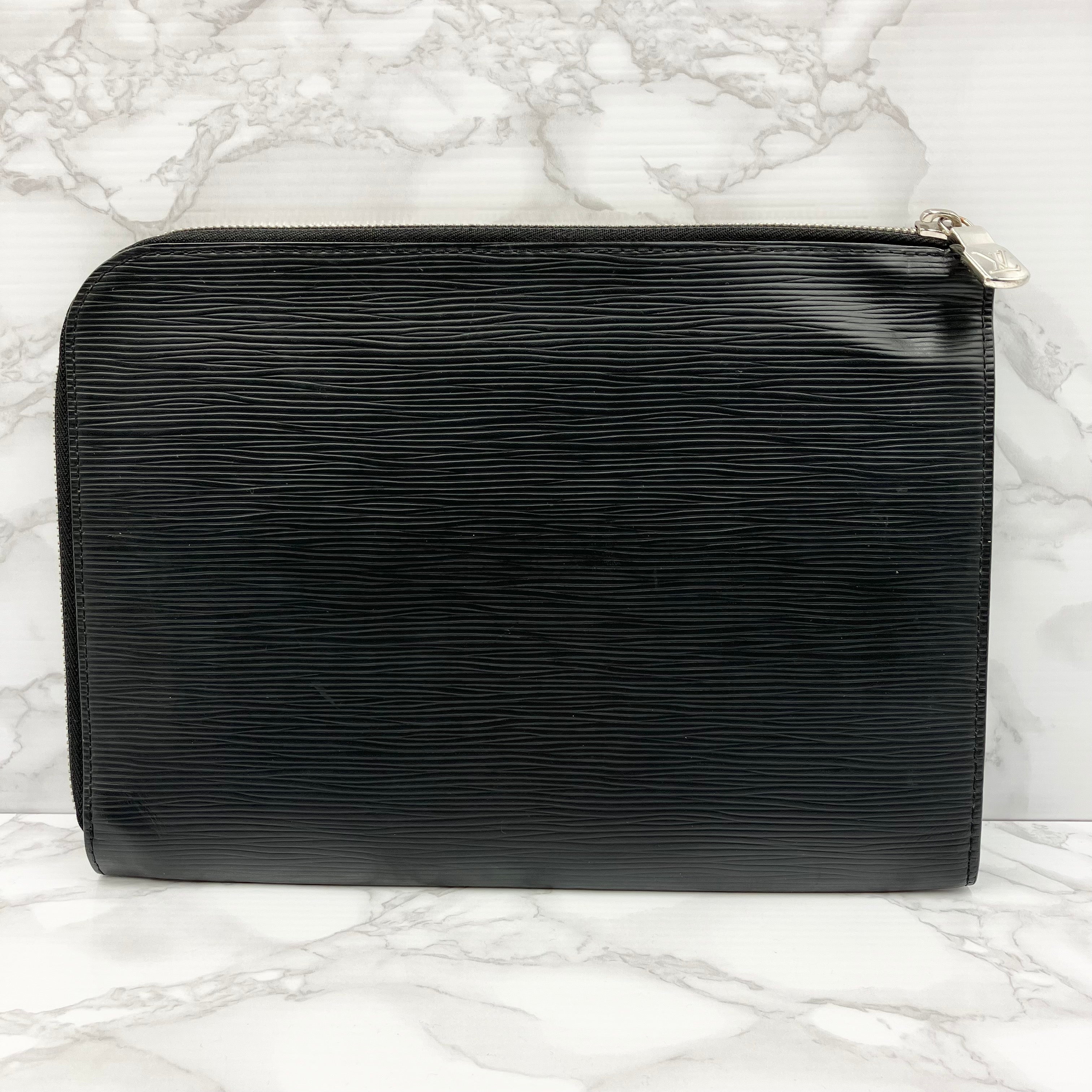 LOUIS VUITTON Epi Clutch Bag