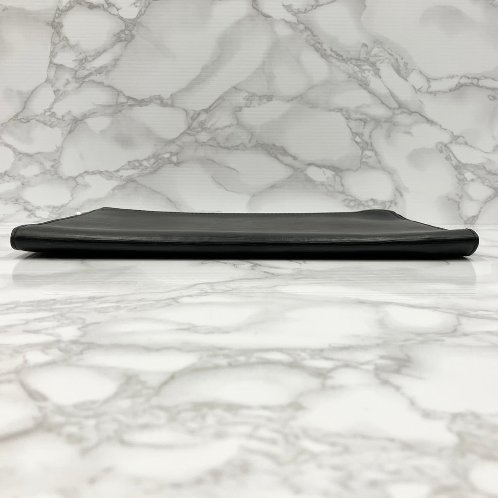 LOUIS VUITTON Epi Clutch Bag