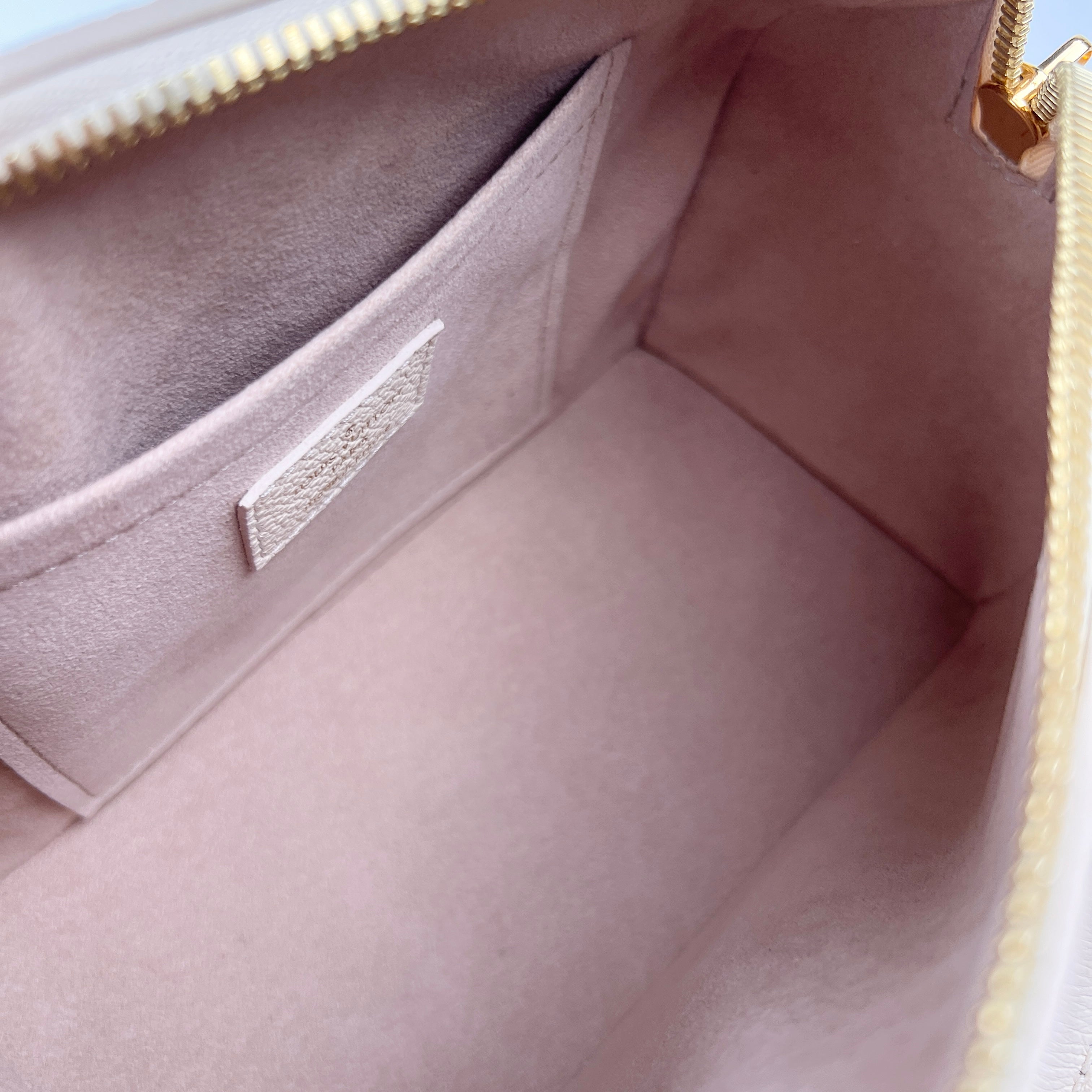 Louis Vuitton Speedy Bandouli猫re 20