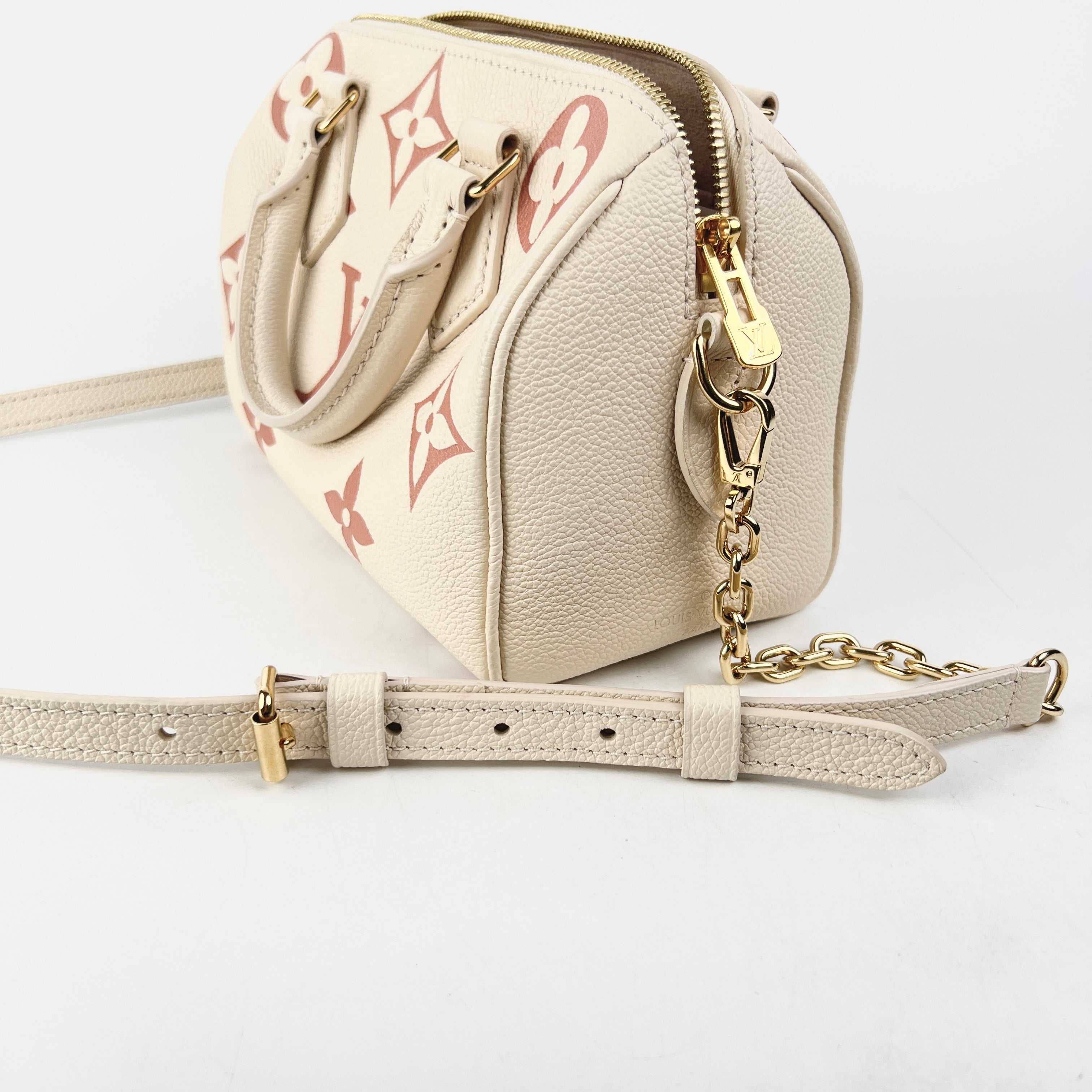 Louis Vuitton Speedy Bandouli猫re 20