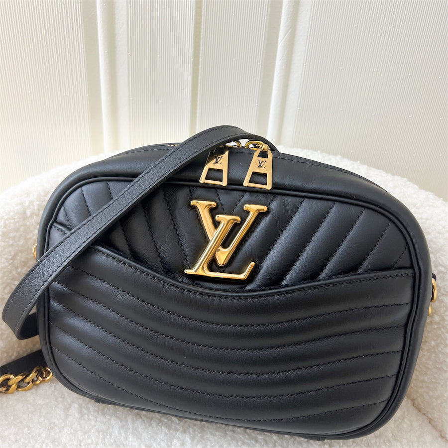 LV Wave Small Camera Bag in Black Calfskin GHW