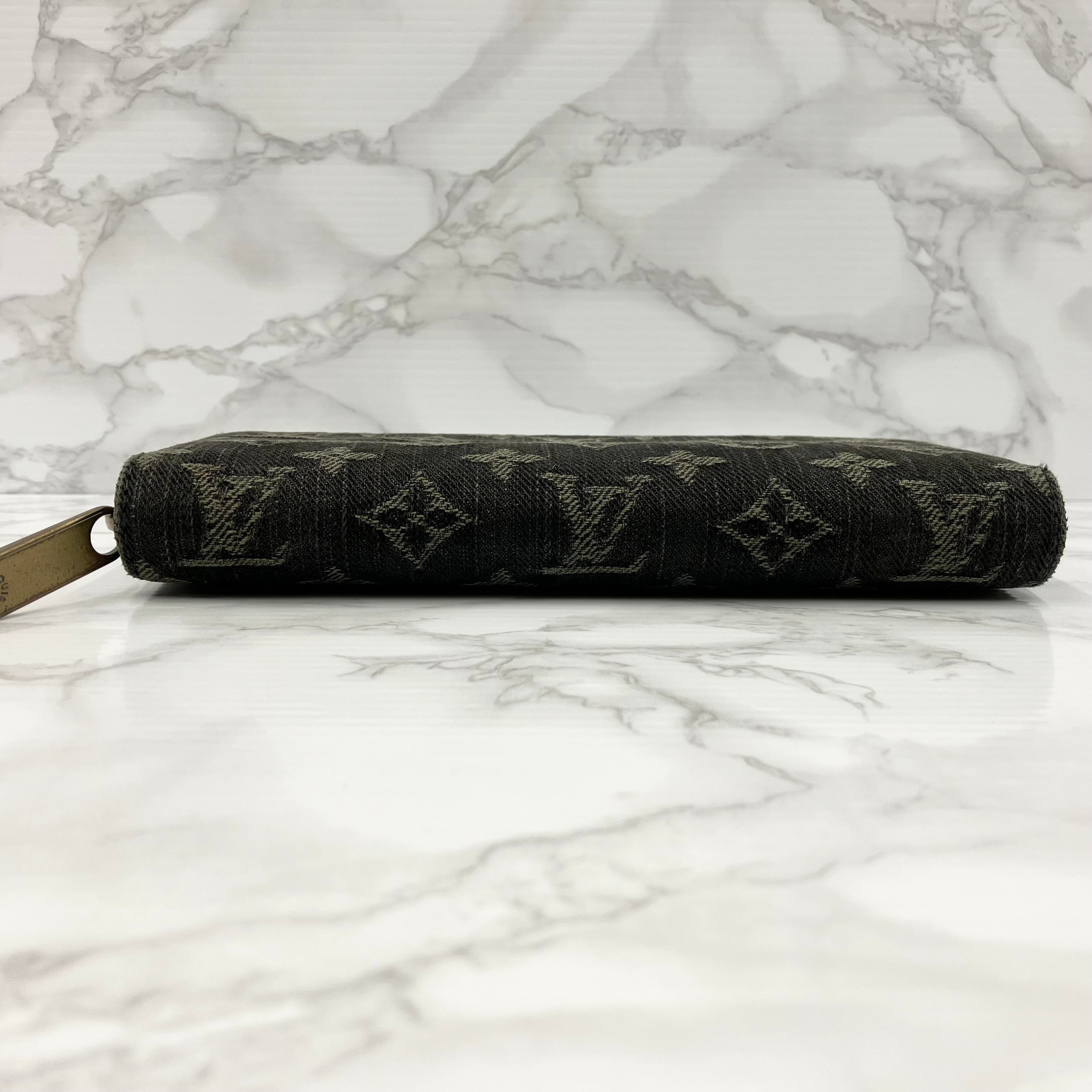 LOUIS VUITTON Monogram Denim Zippy Wallet