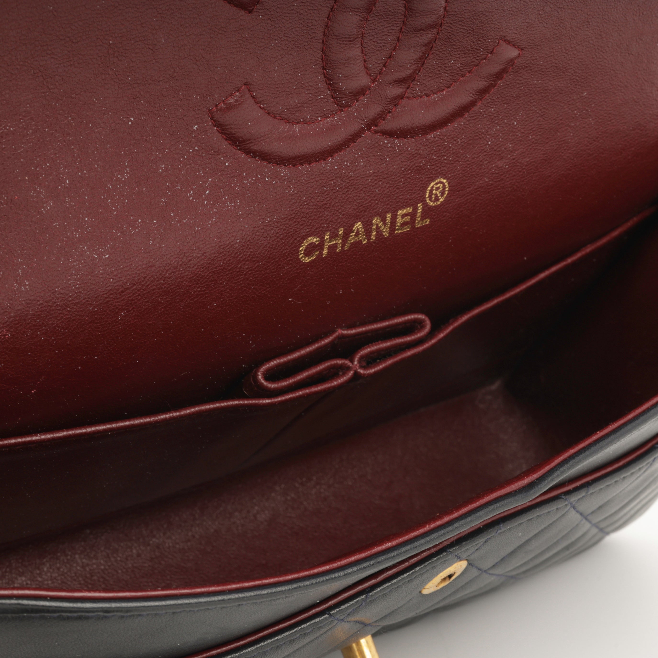 Chanel Vintage Classic Flap - Medium