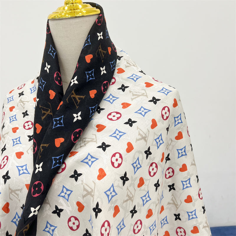 LV Game On Scarf Shawl in Black / White Monogram