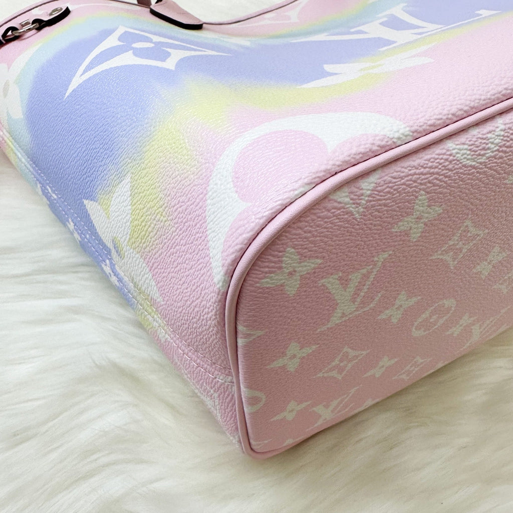 LV Neverfull MM in Escale Pastel in GHW