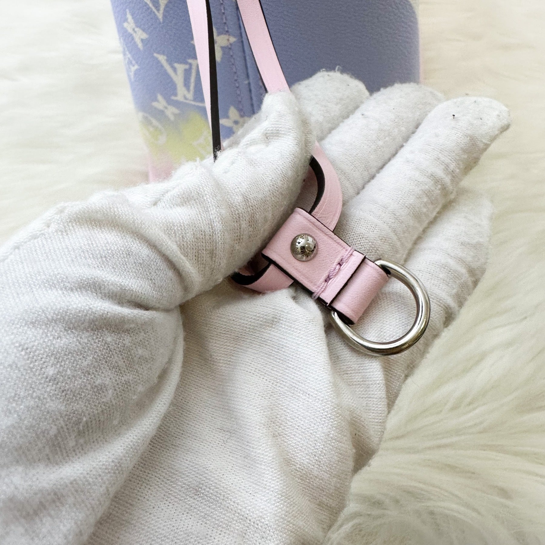 LV Neverfull MM in Escale Pastel in GHW