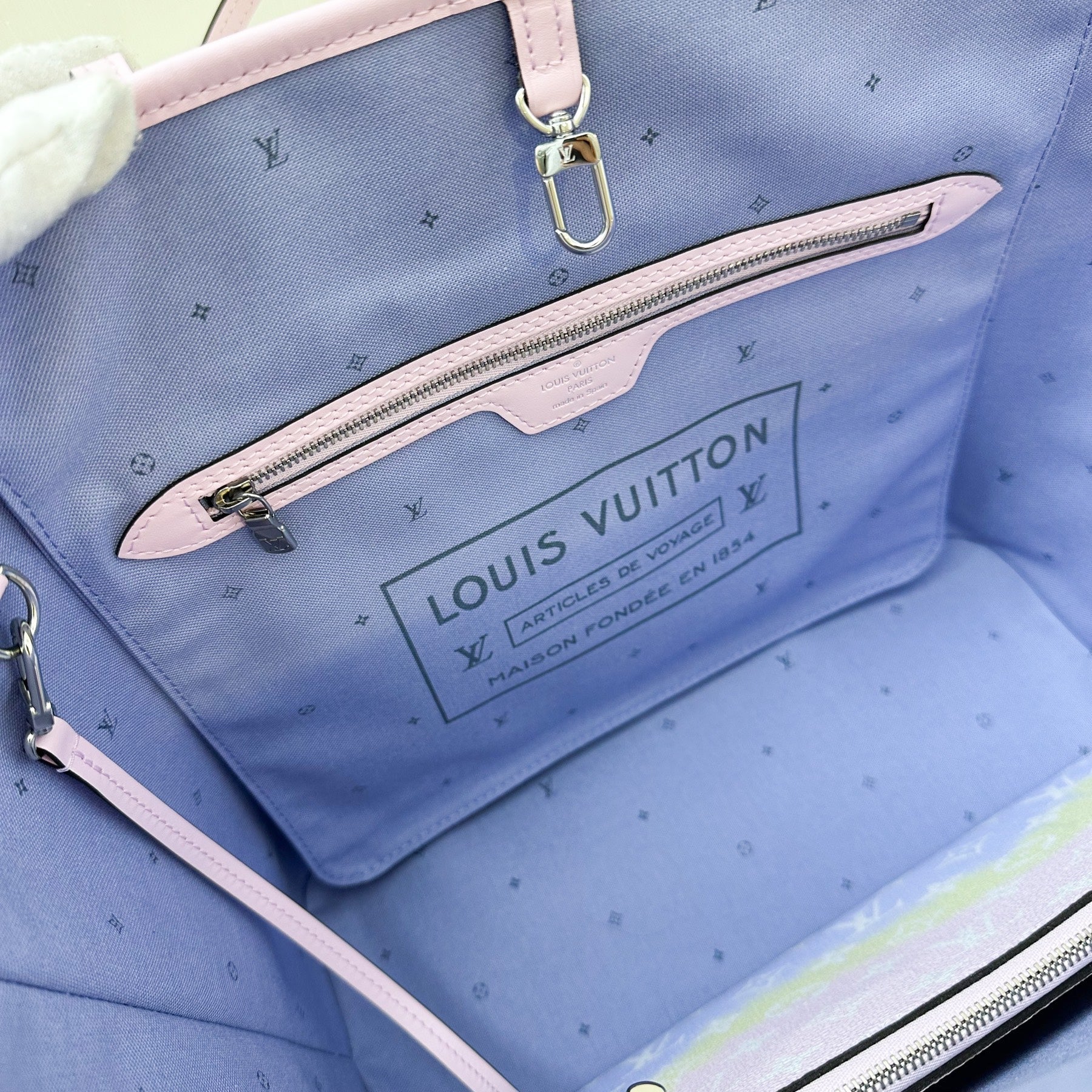 LV Neverfull MM in Escale Pastel in GHW
