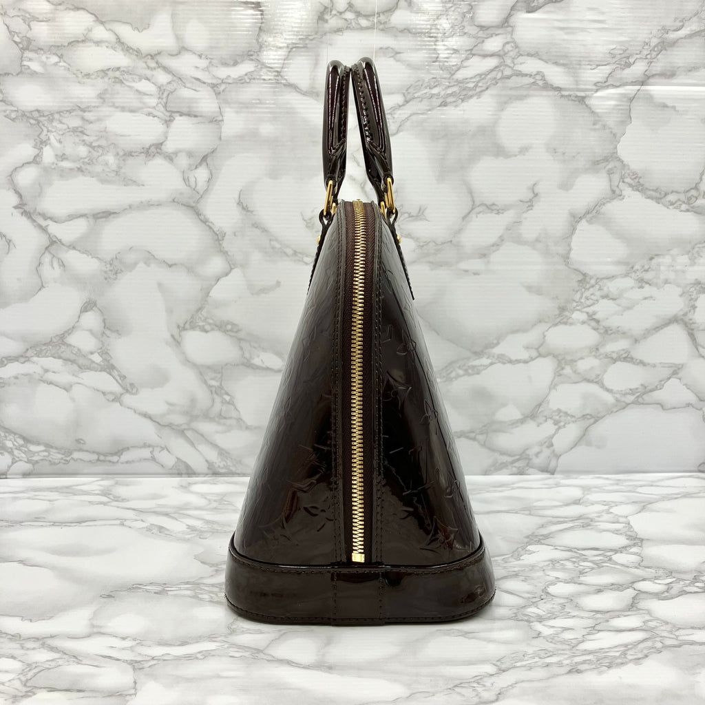 LOUIS VUITTON Vernis Alma PM