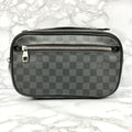 LOUIS VUITTON Damier Graphite Ambler