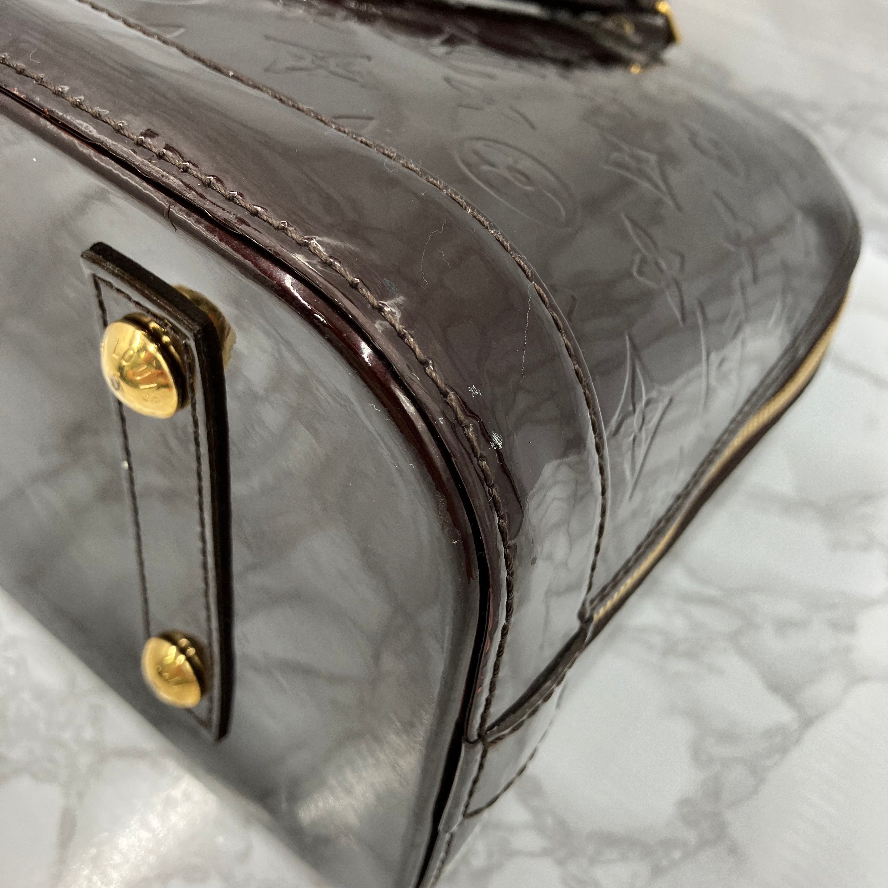 LOUIS VUITTON Vernis Alma PM
