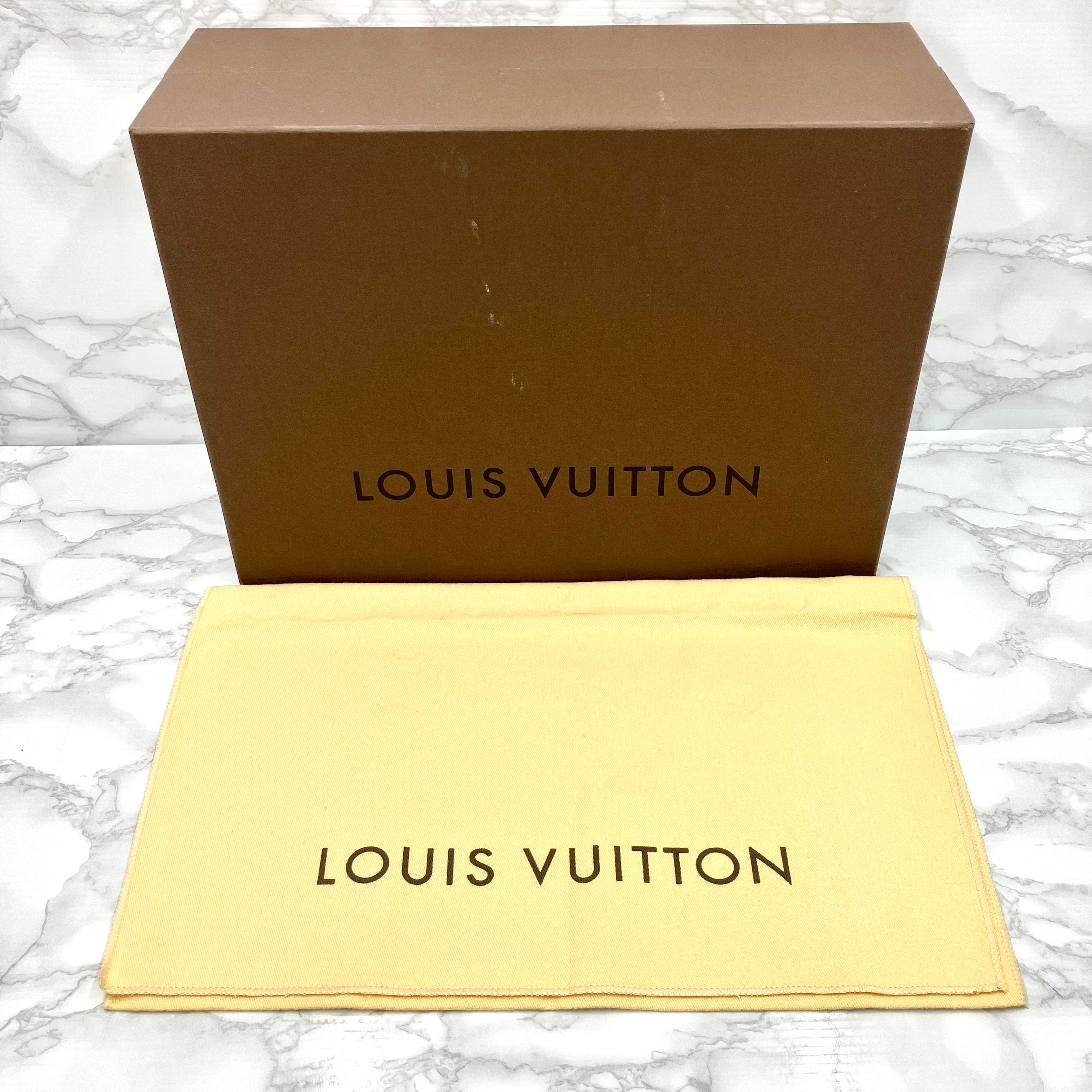 LOUIS VUITTON Damier Graphite Ambler
