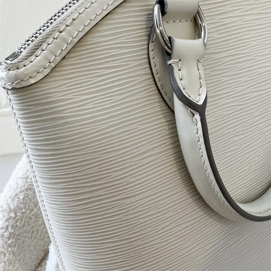 LV Vintage Lockit in Ivory Epi Leather SHW