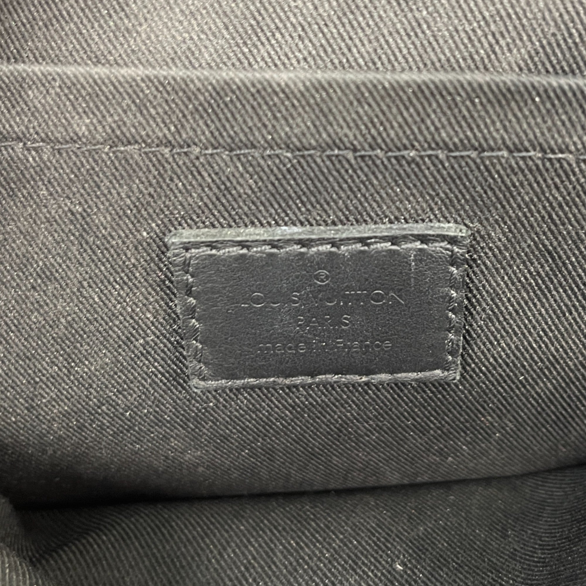 Men's S Lock Messenger Bag Black