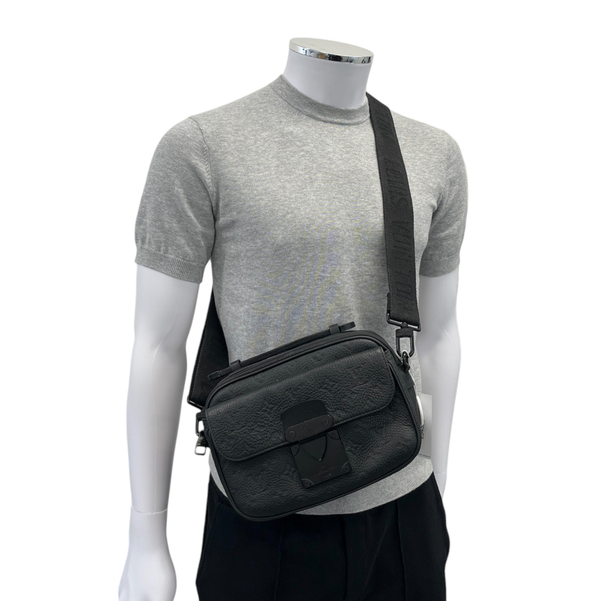 Men's S Lock Messenger Bag Black
