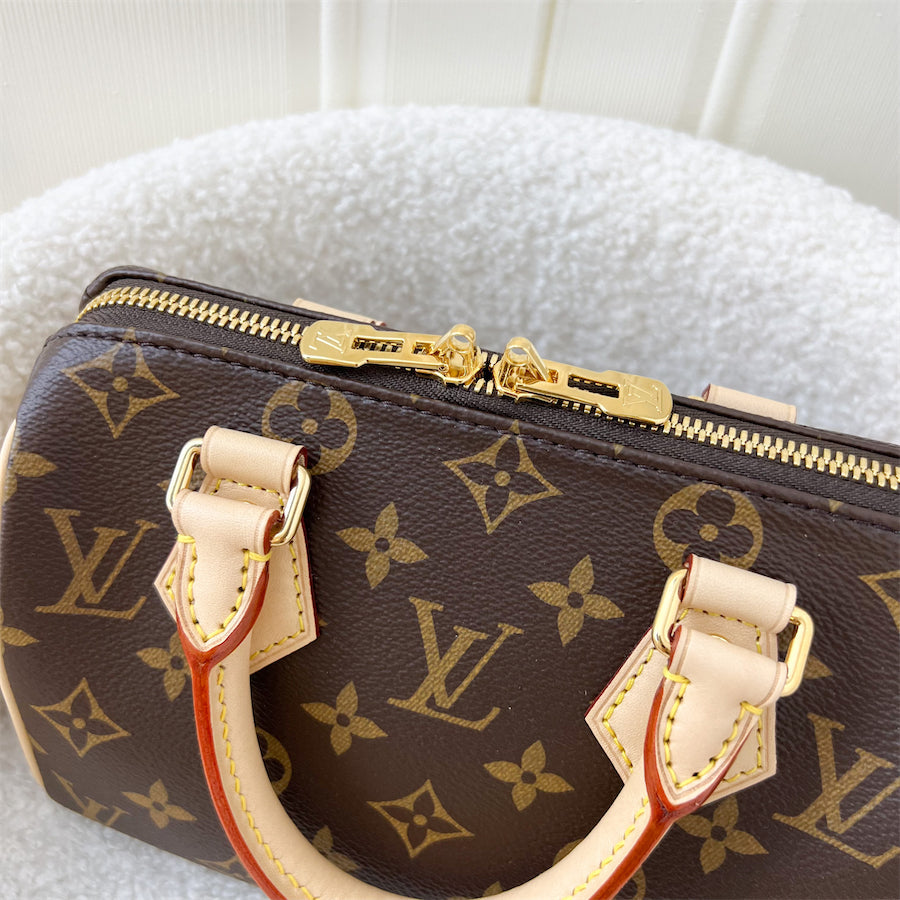 LV Speedy Bandouliere 20 in Monogram Canvas and Pink Patterned Strap