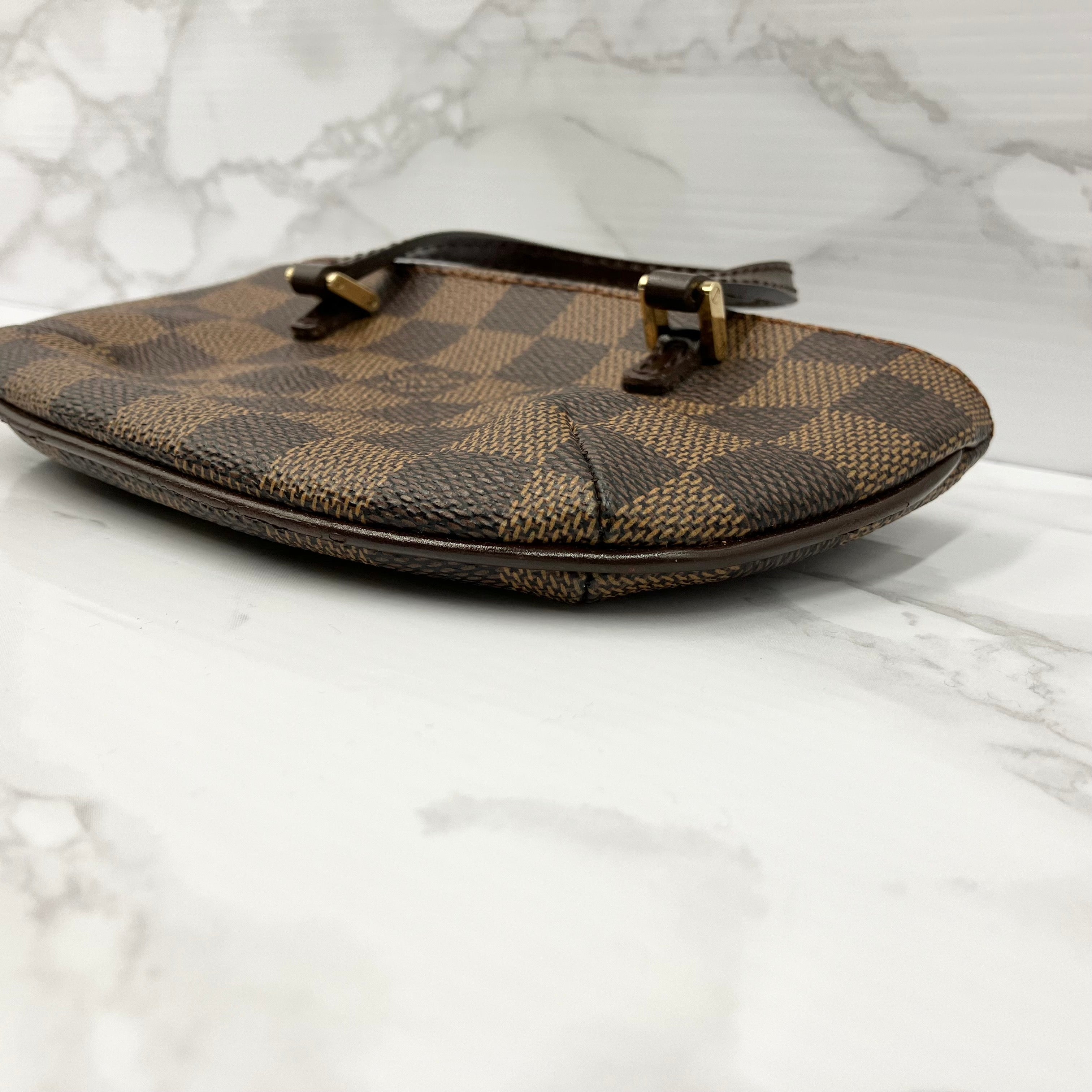 LOUSI VUITTON Damier Manosk GM