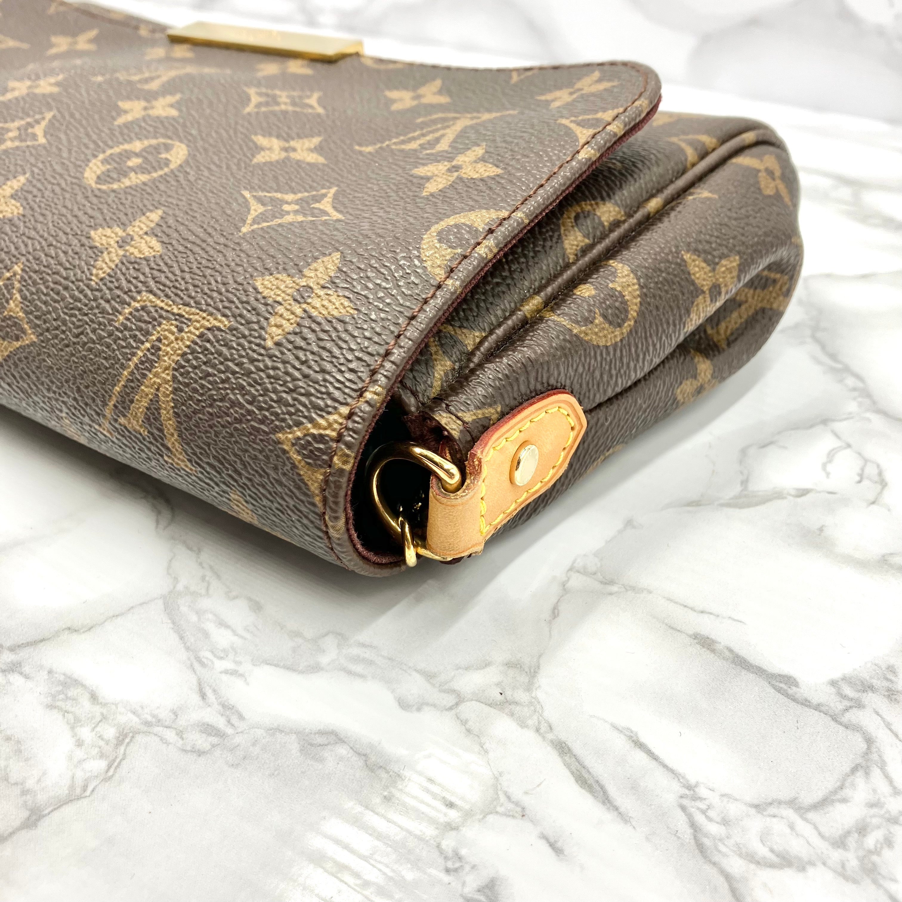LOUIS VUITTON Monogram Favorit