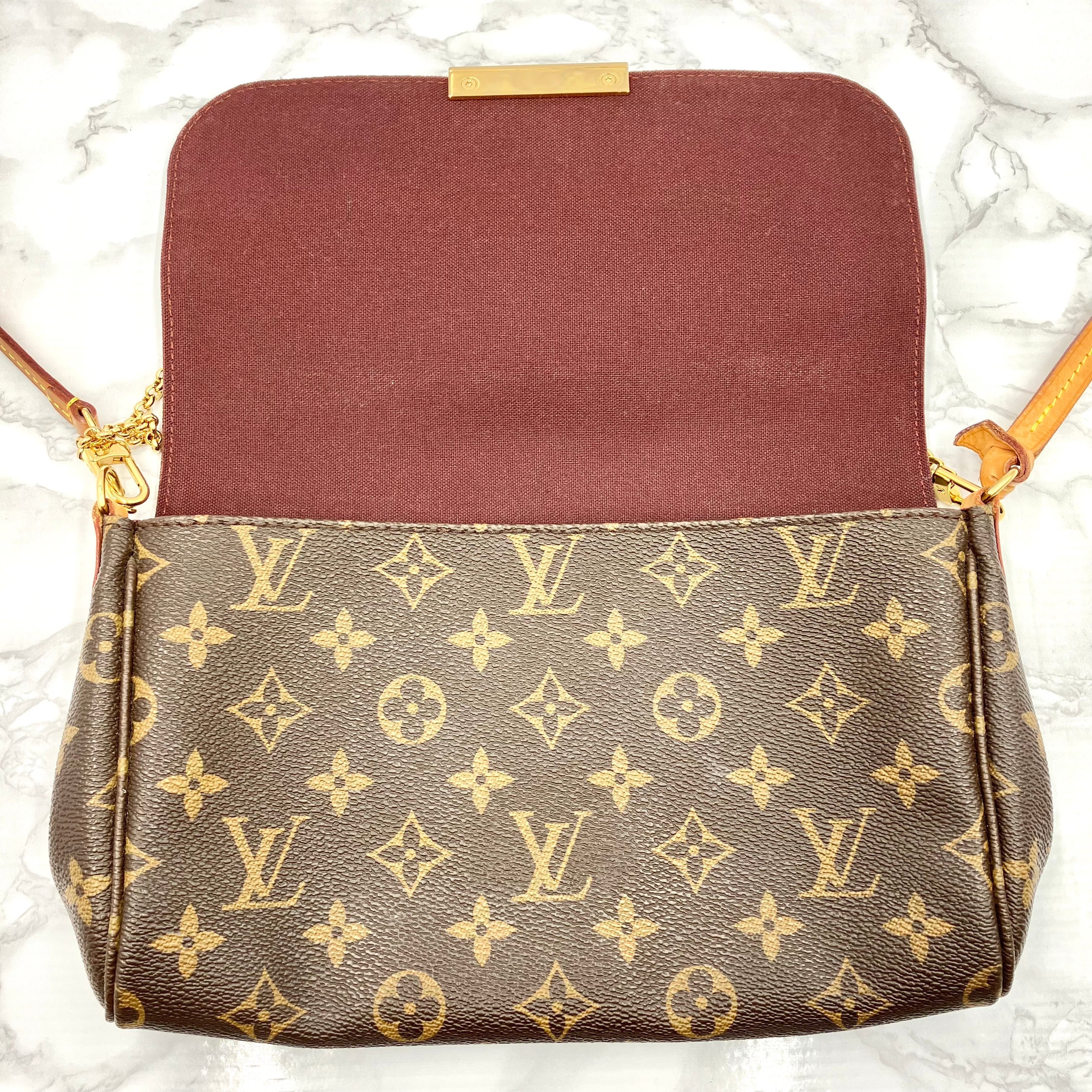 LOUIS VUITTON Monogram Favorit