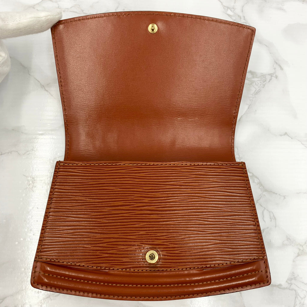 LOUIS VUITTON Epi Tirshet Waist Bag