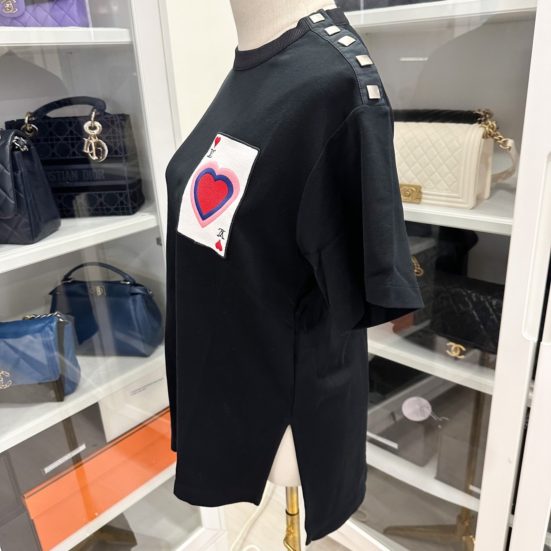 LV Game On T-shirt in Black Size XS