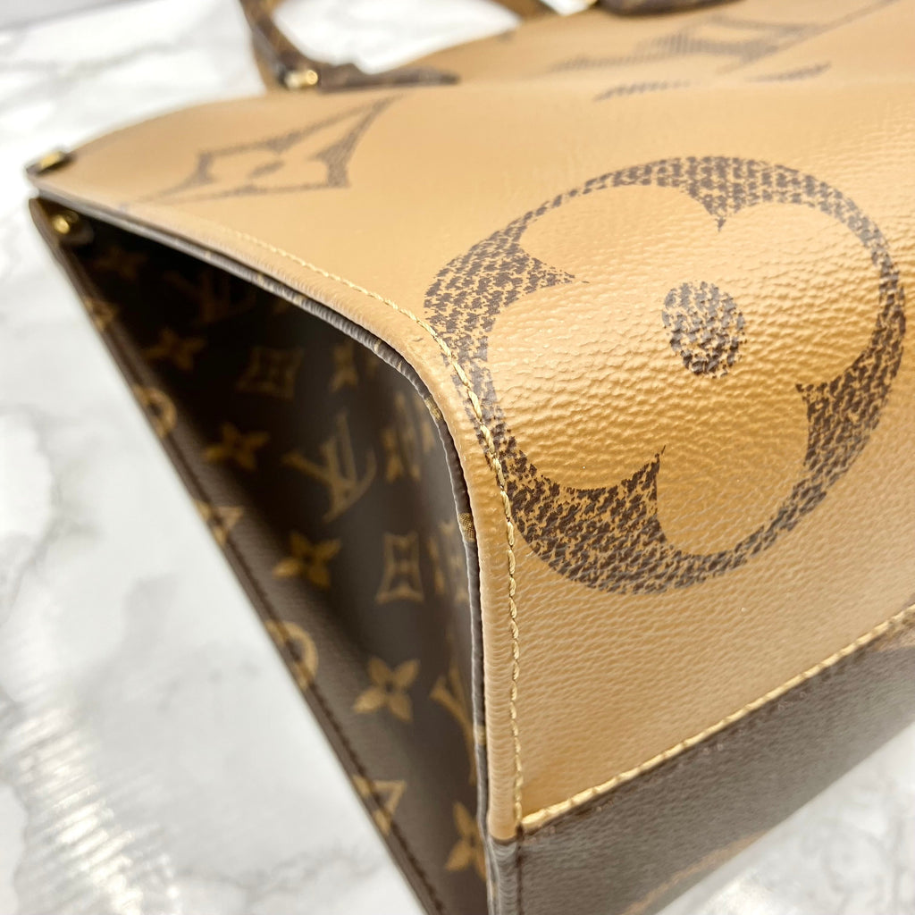 LOUIS VUITTON Monogram Giant Reverse On The Go MM