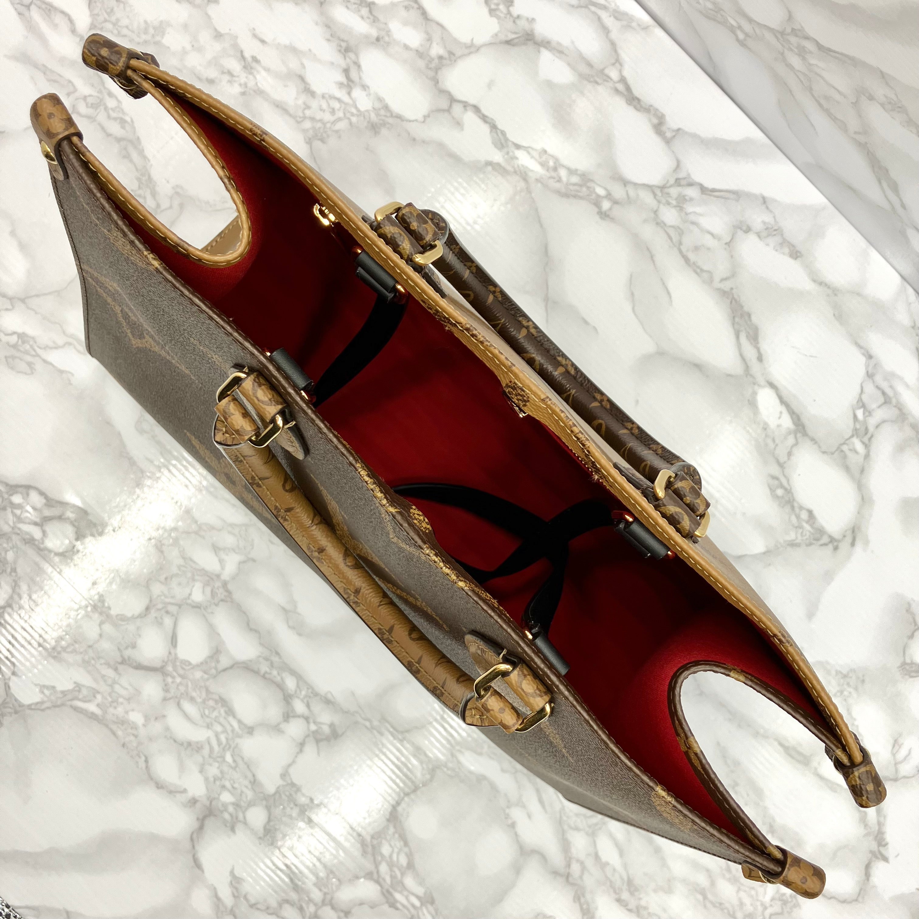 LOUIS VUITTON Monogram Giant Reverse On The Go MM