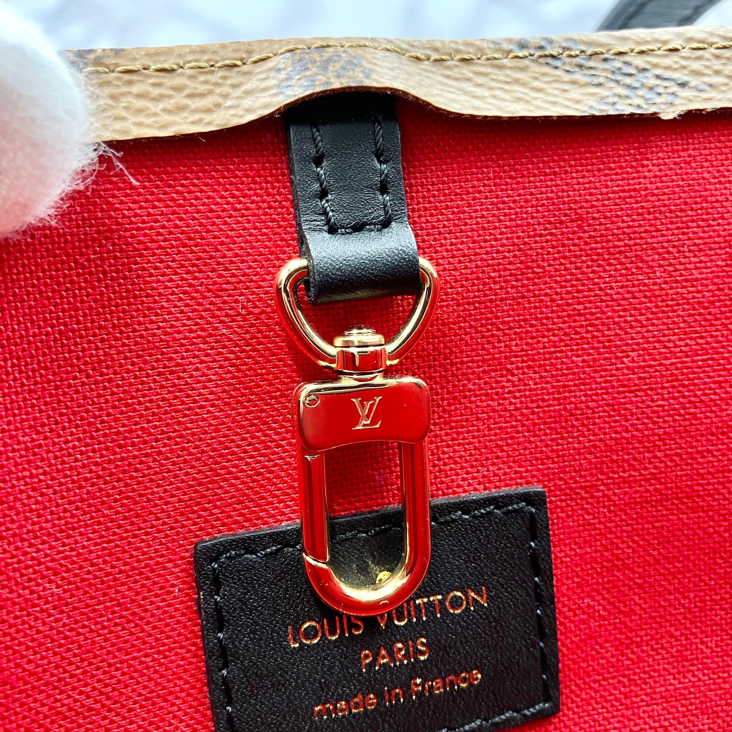 LOUIS VUITTON Monogram Giant Reverse On The Go MM